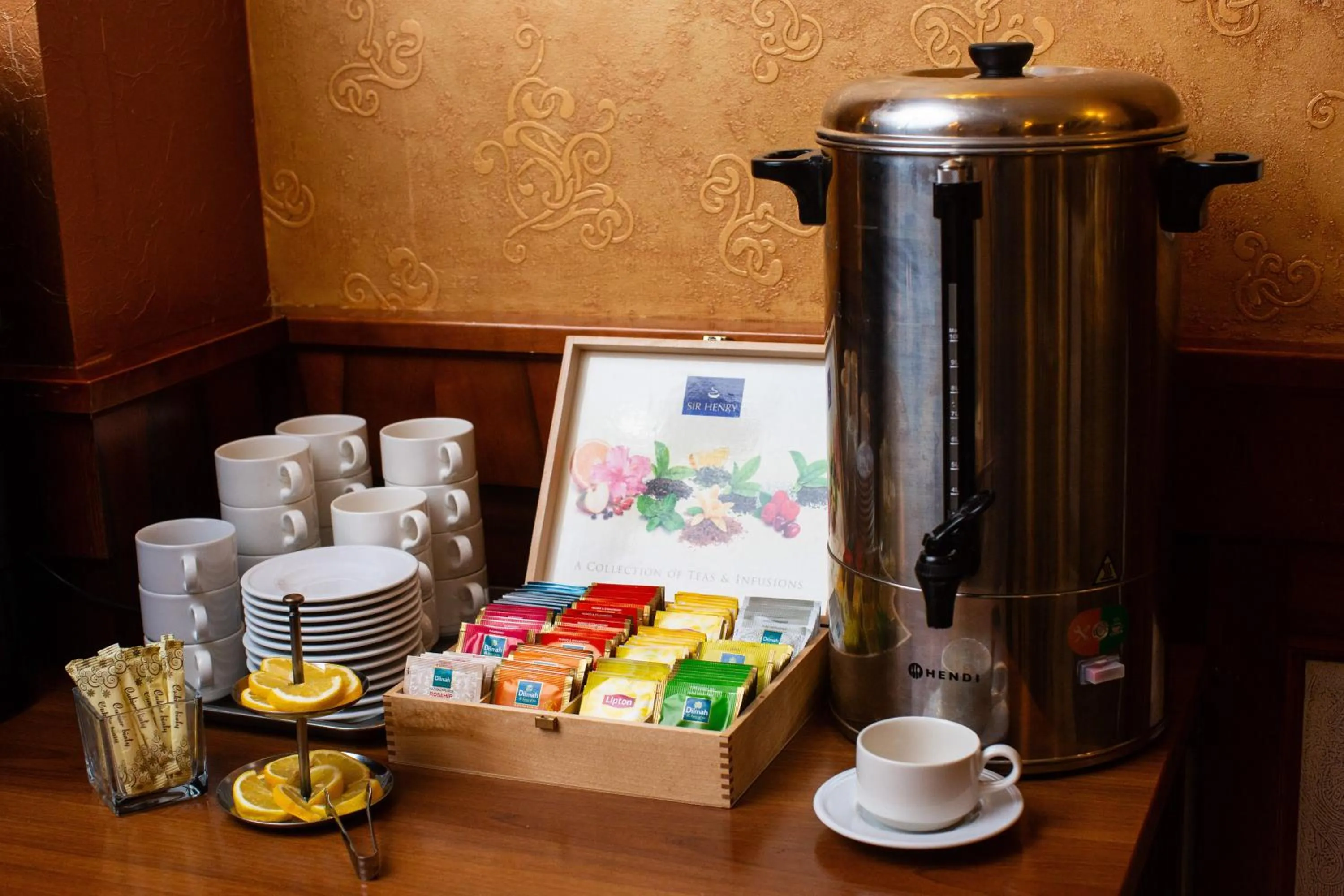 Coffee/tea facilities in David Boutique Hotel