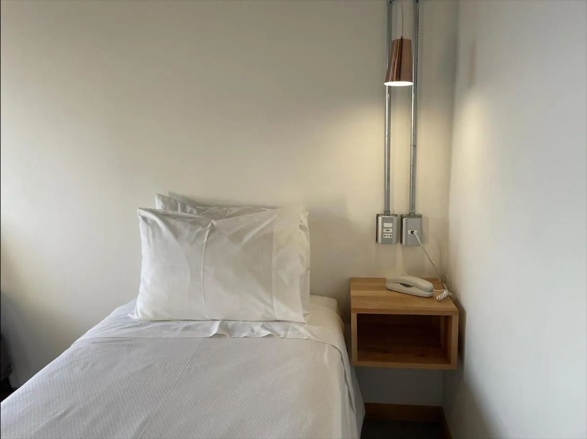 Bedroom, Bed in Hotel Big Sur