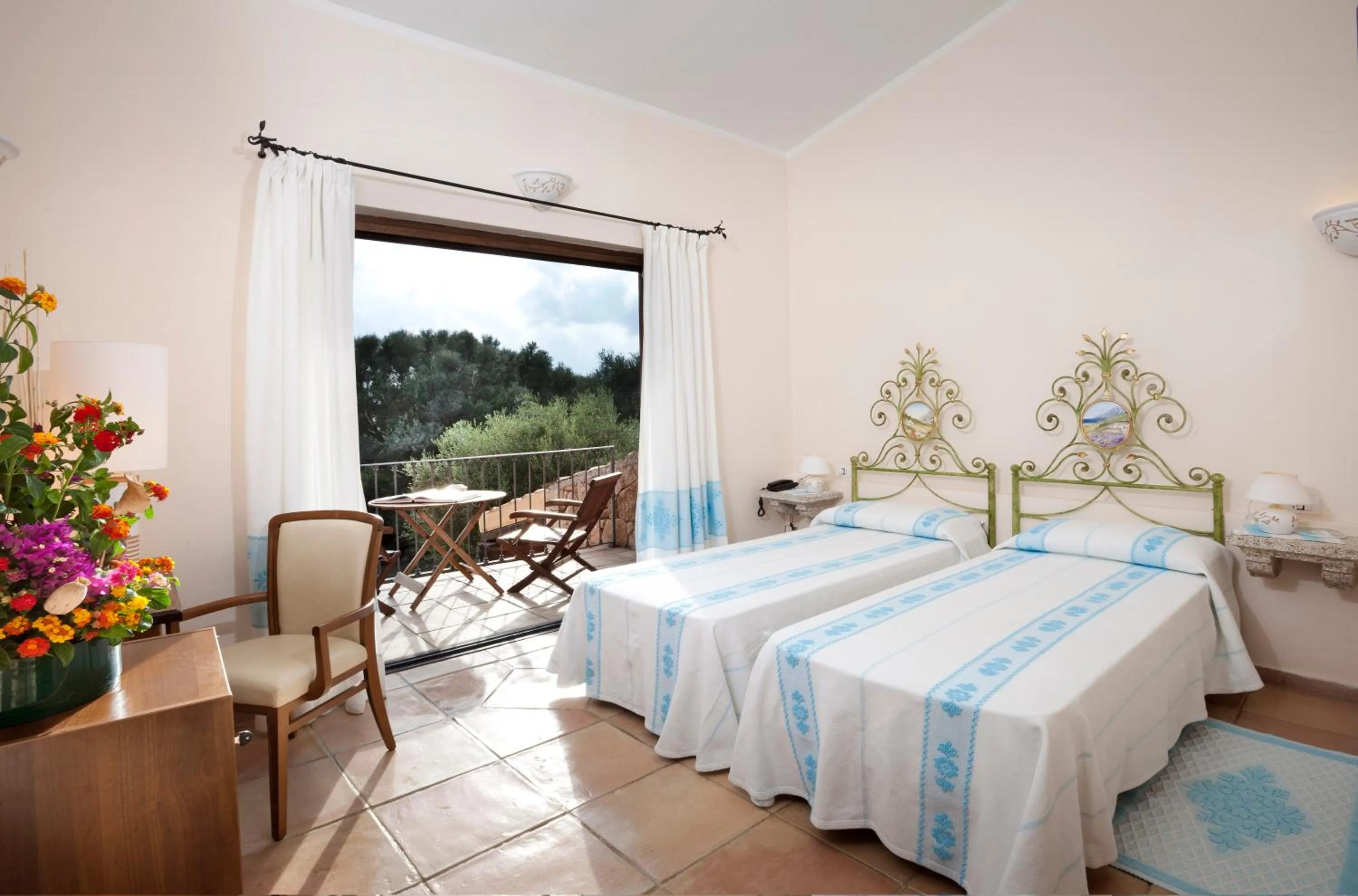 Bedroom, Bed in Felix Hotels - Country Resort Parco degli Ulivi