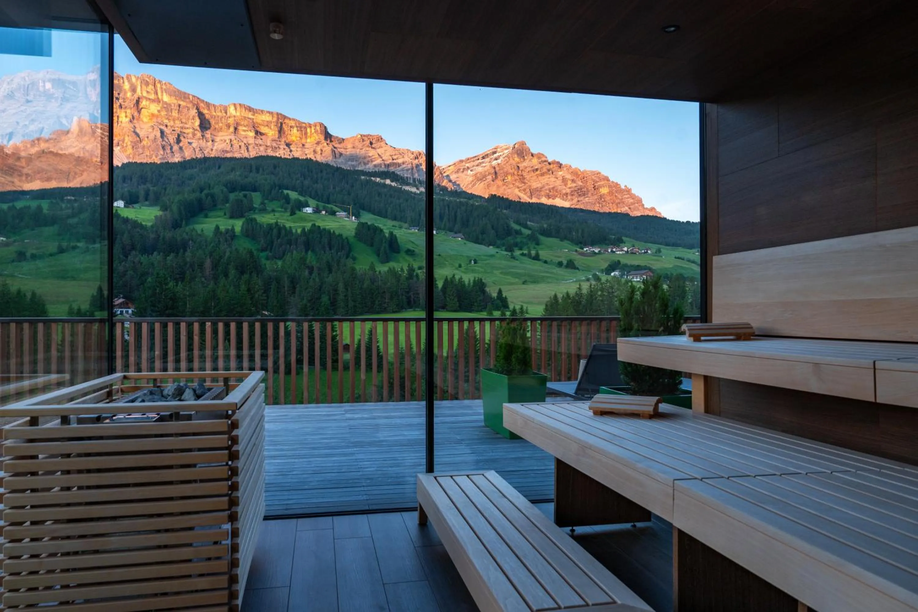 Swimming pool in Badia Hill