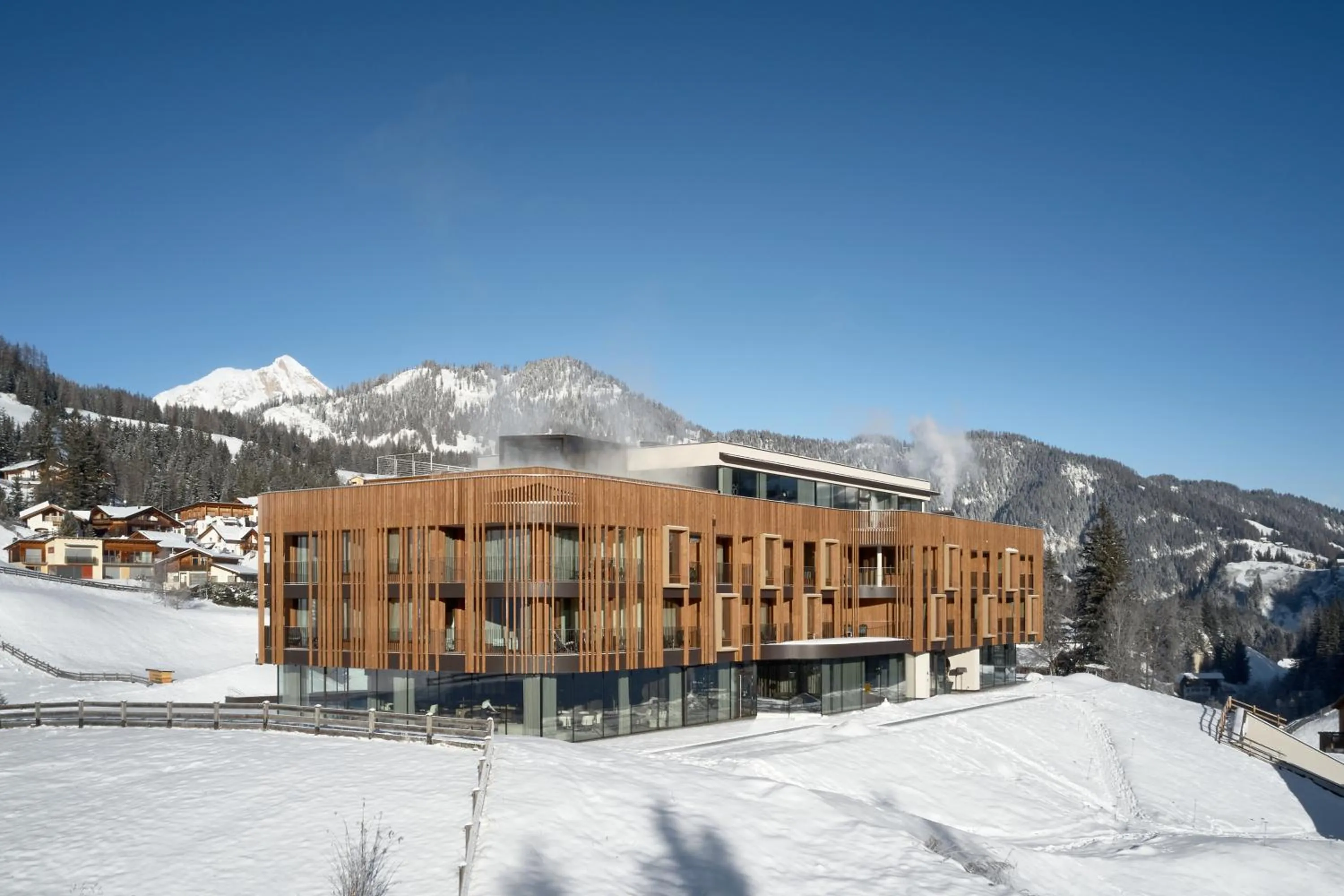 Property building in Badia Hill