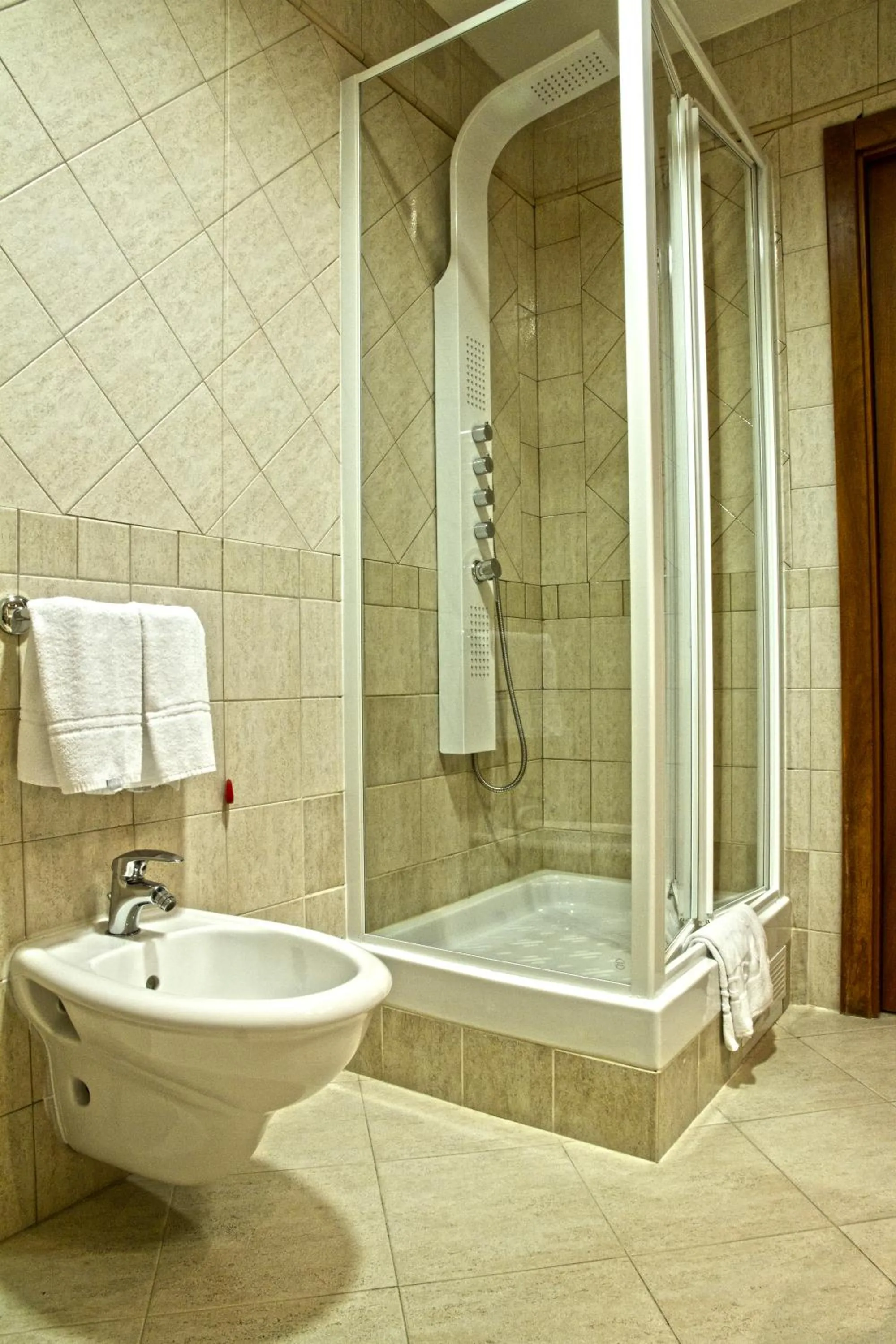 Bathroom in Hotel Continental