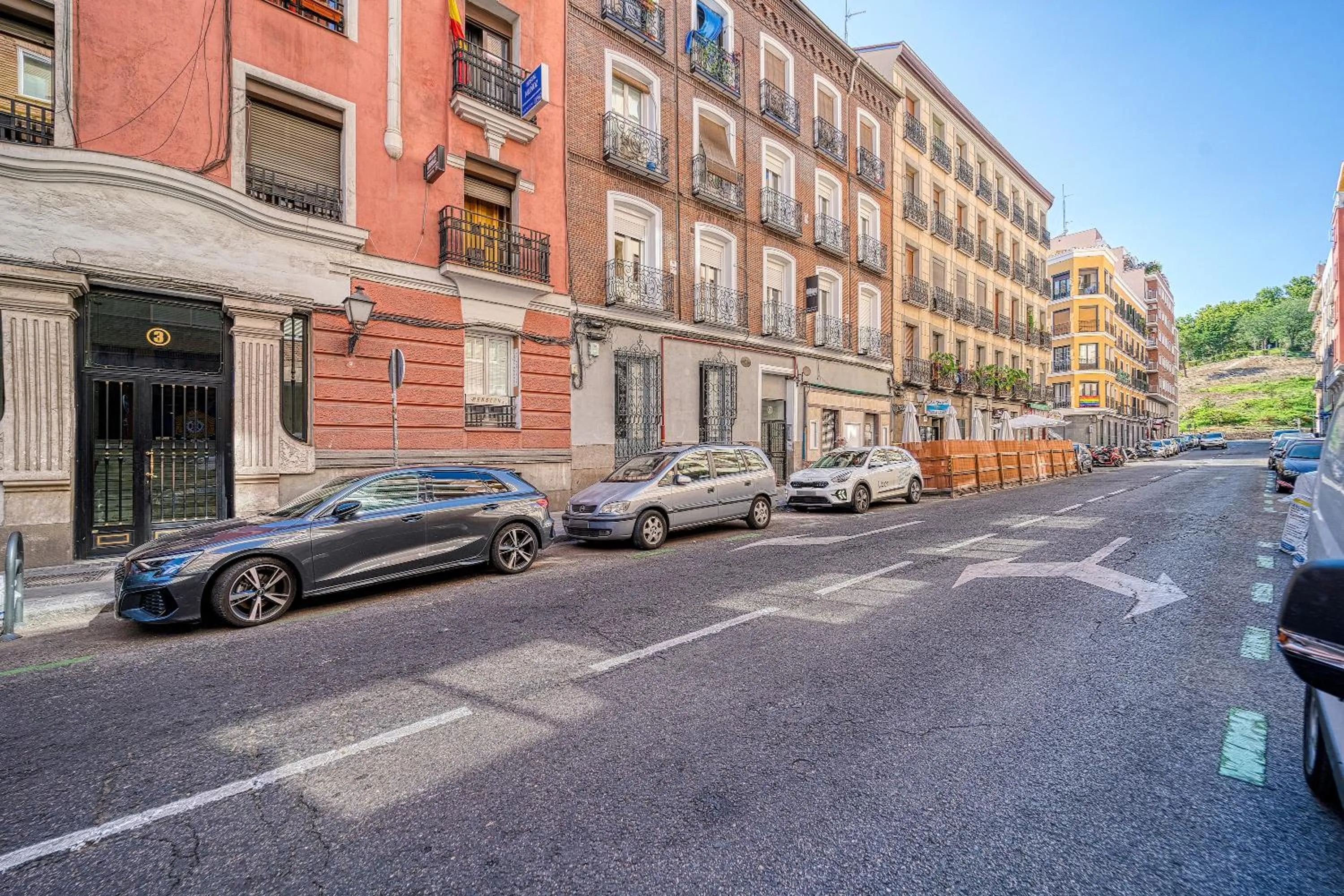 Property building in AngelitoMAD