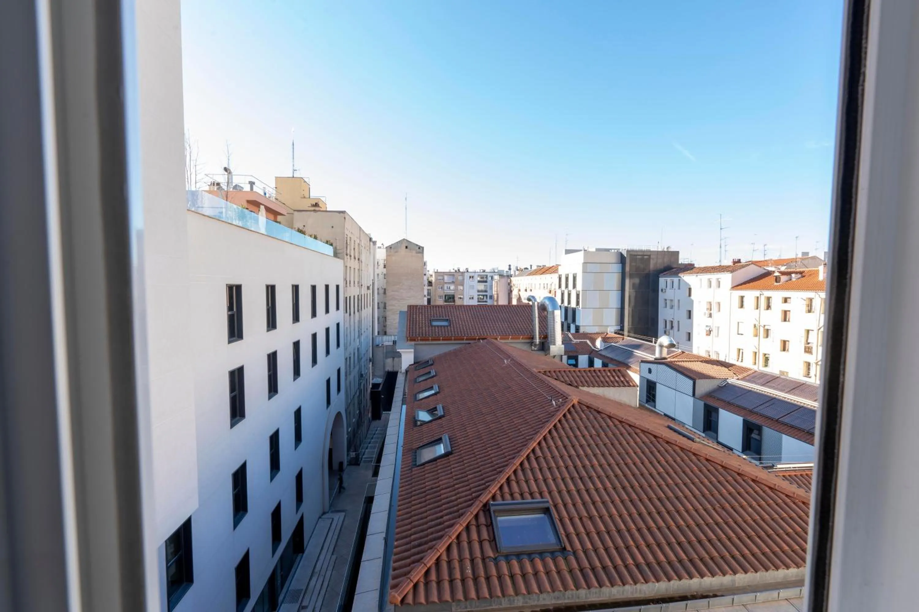 City view in Negresco Plaza España