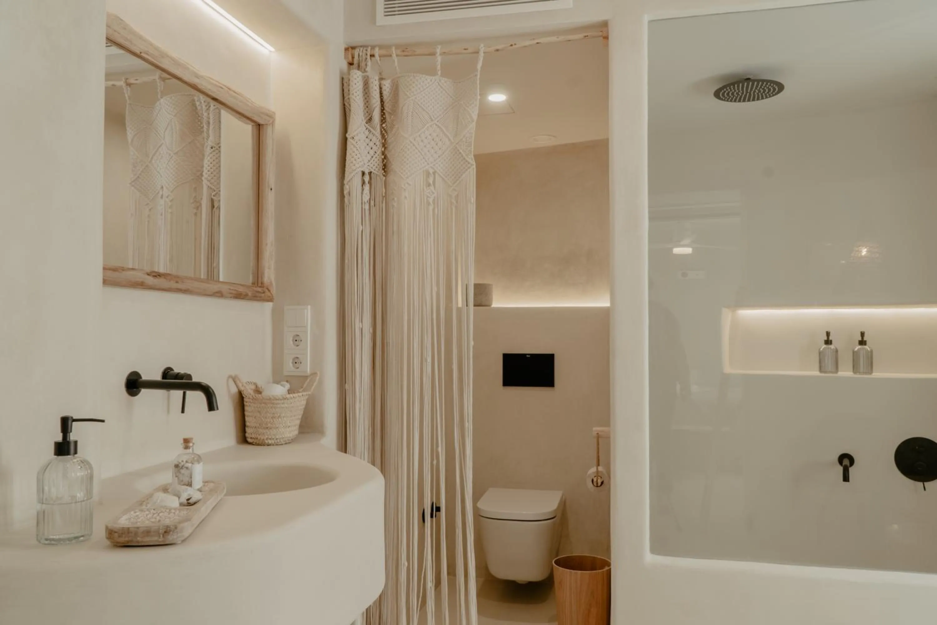 Shower in EntreArcos Casa Eco-Boutique