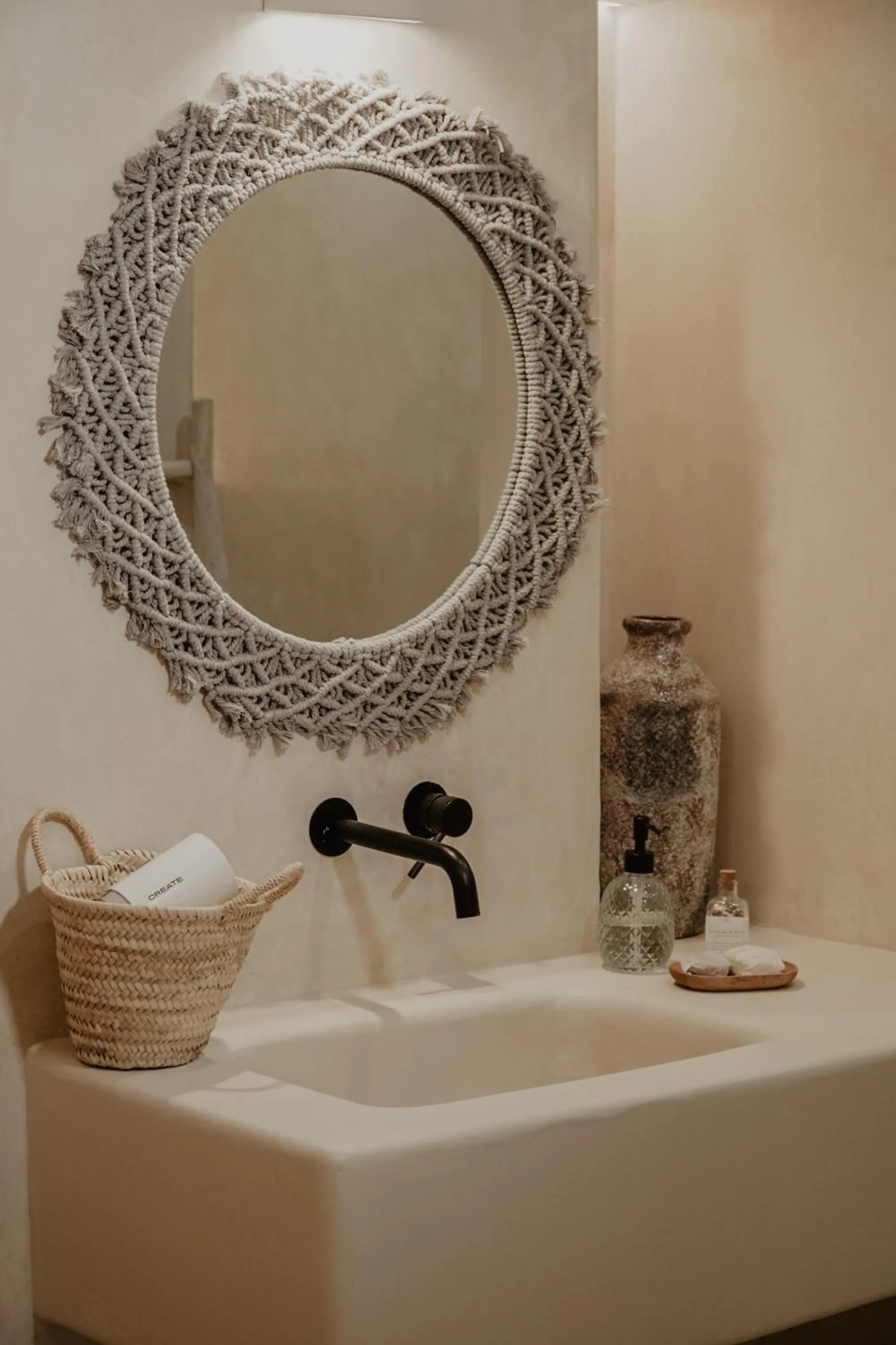 Toilet in EntreArcos Casa Eco-Boutique