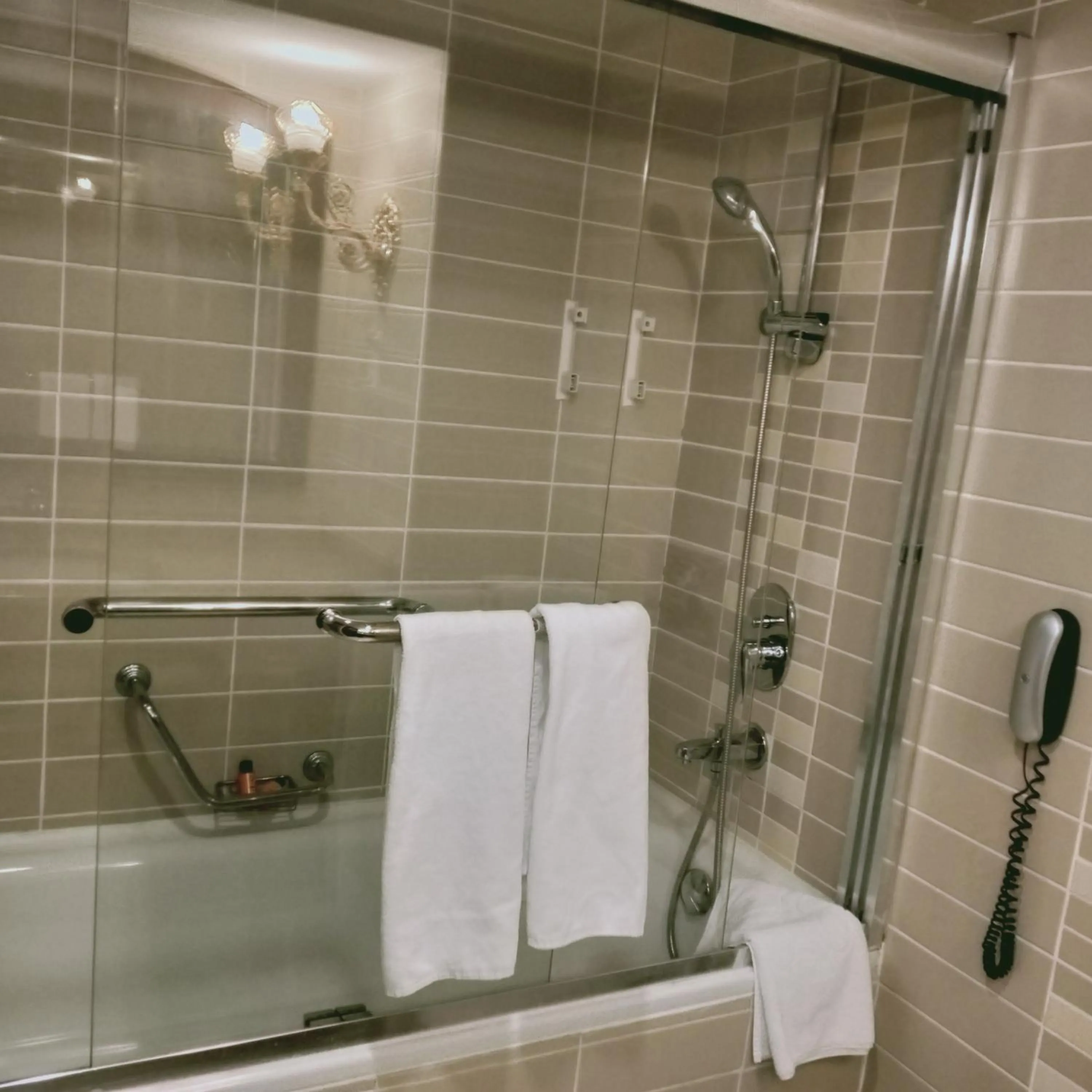 Shower in Latanya Palm & SPA Airport Antalya