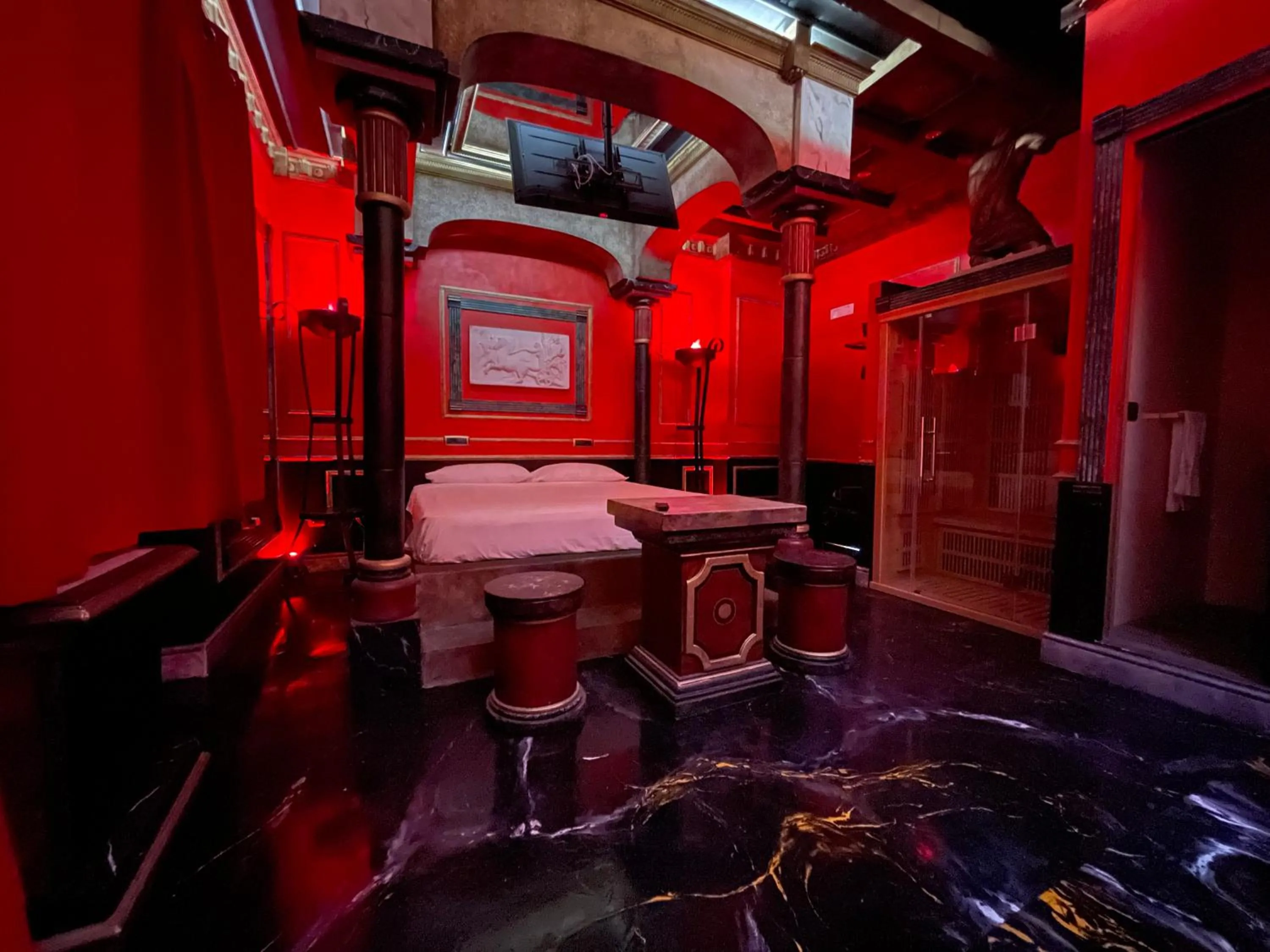 Bed in MagicSuite Guest House Roma Vaticano