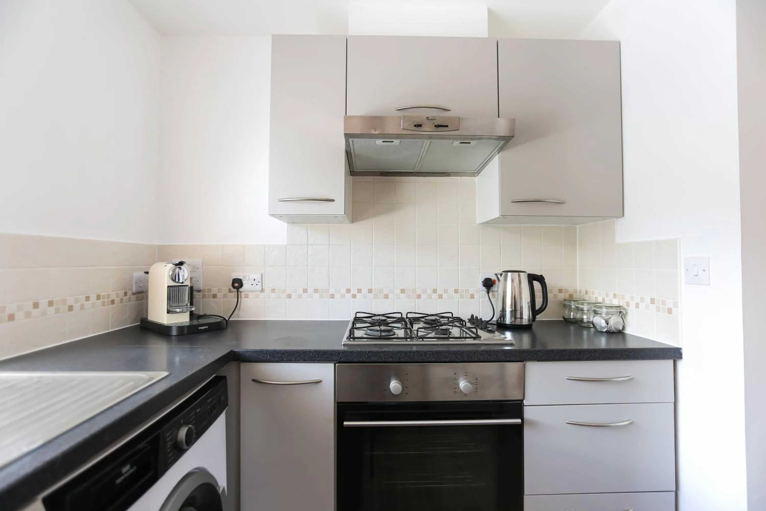 Kitchen or kitchenette in Shorebreak - Bracklesham Bay Apartment