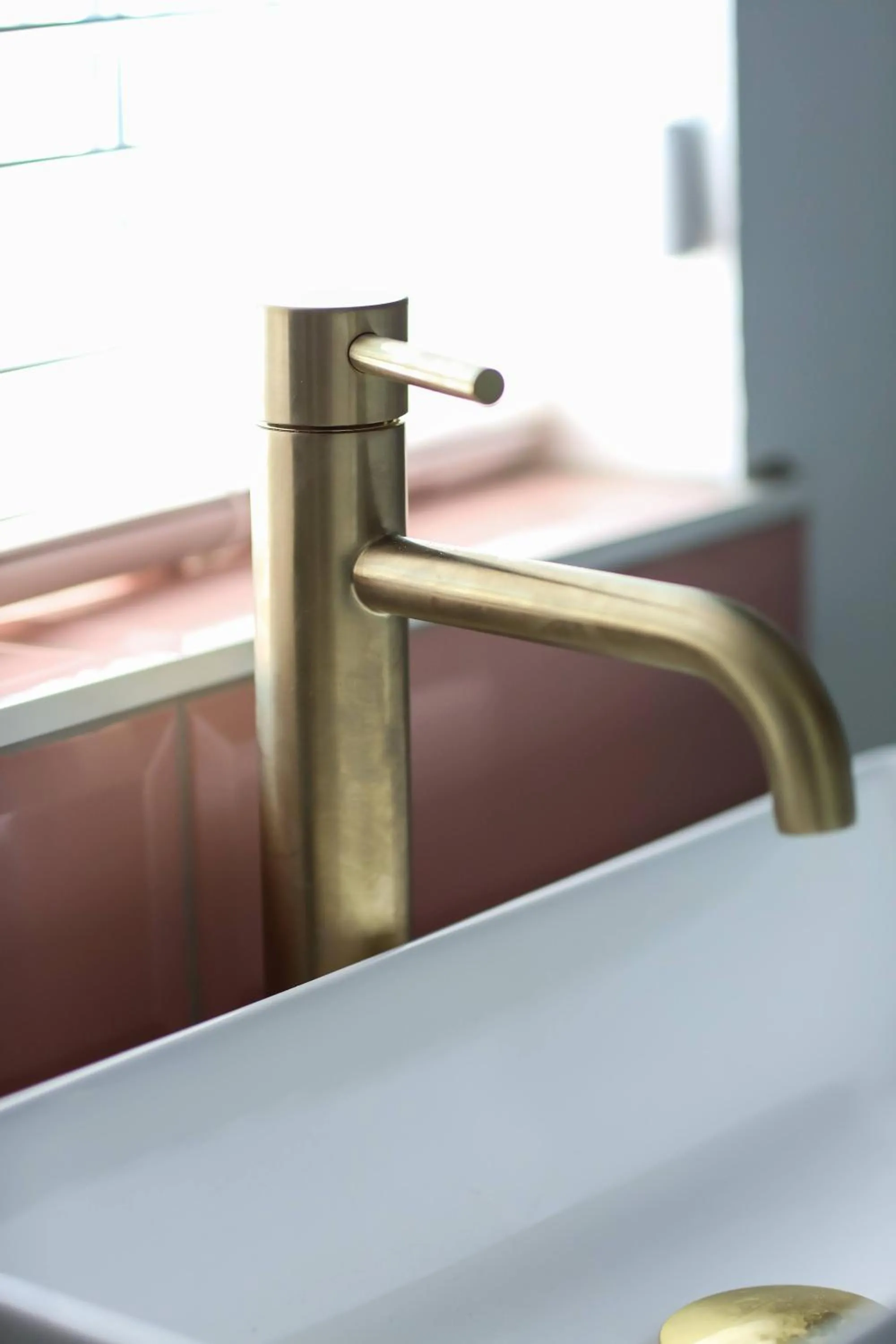 Bathroom, Bed in Shorebreak - Bracklesham Bay Apartment