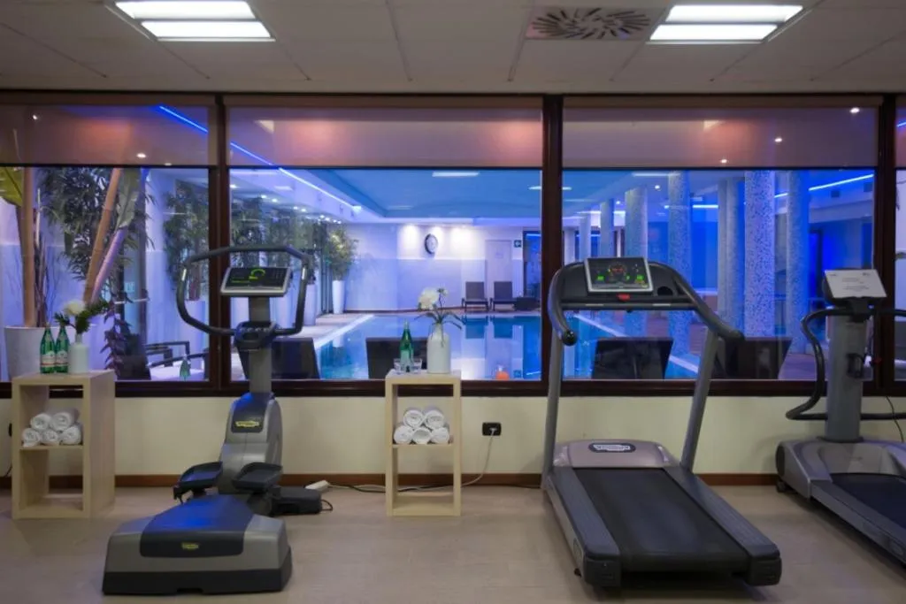 Fitness centre/facilities in As Hotel Cambiago