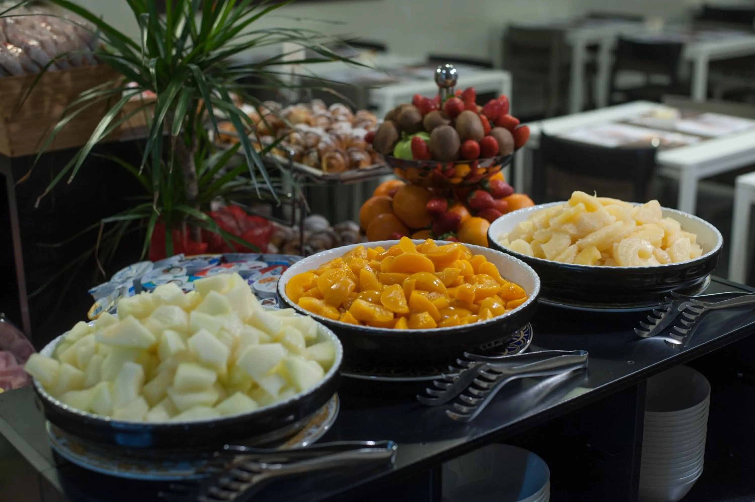 Buffet breakfast in As Hotel Cambiago