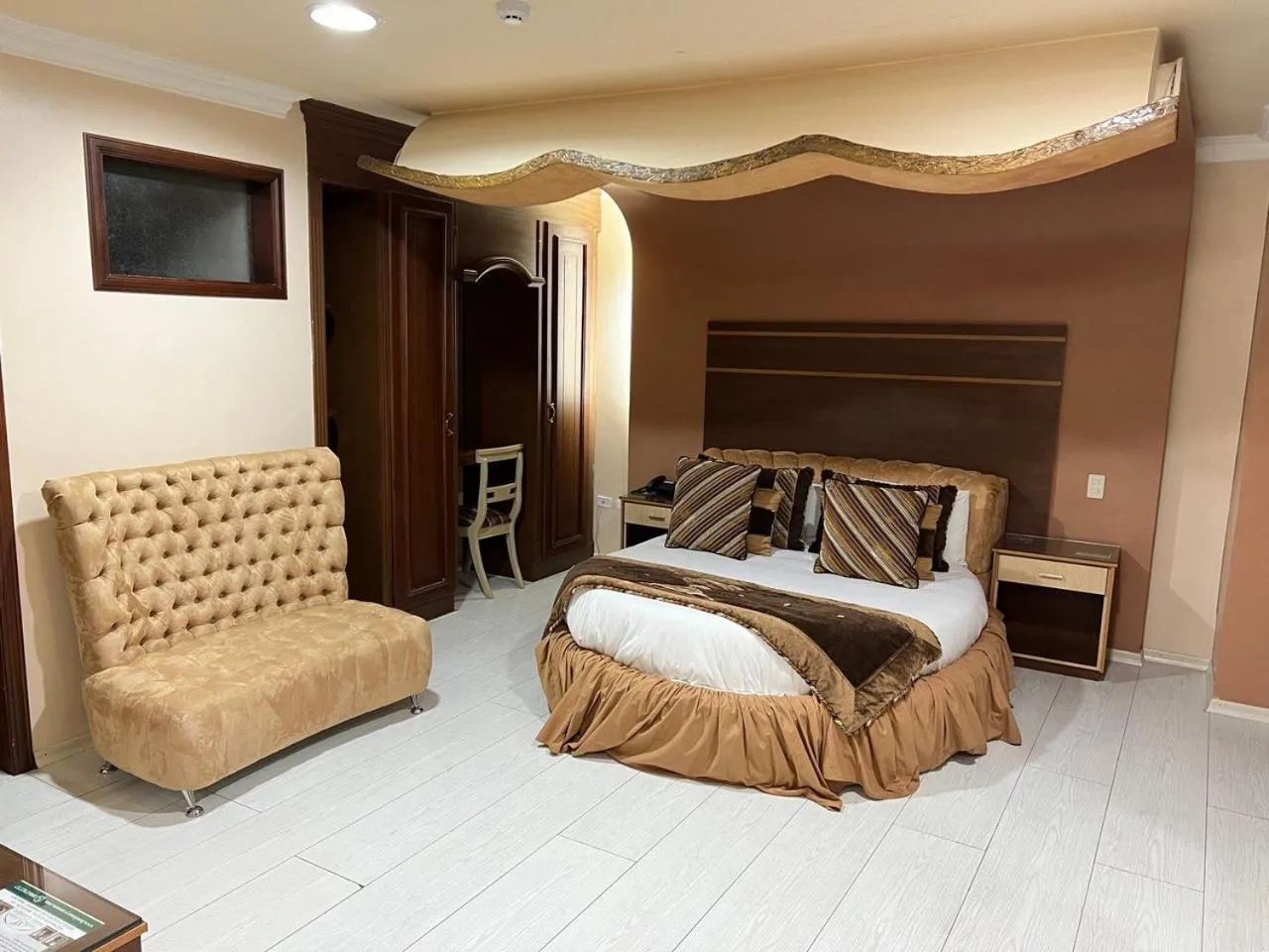Executive Suite in Hotel Mary Carmen