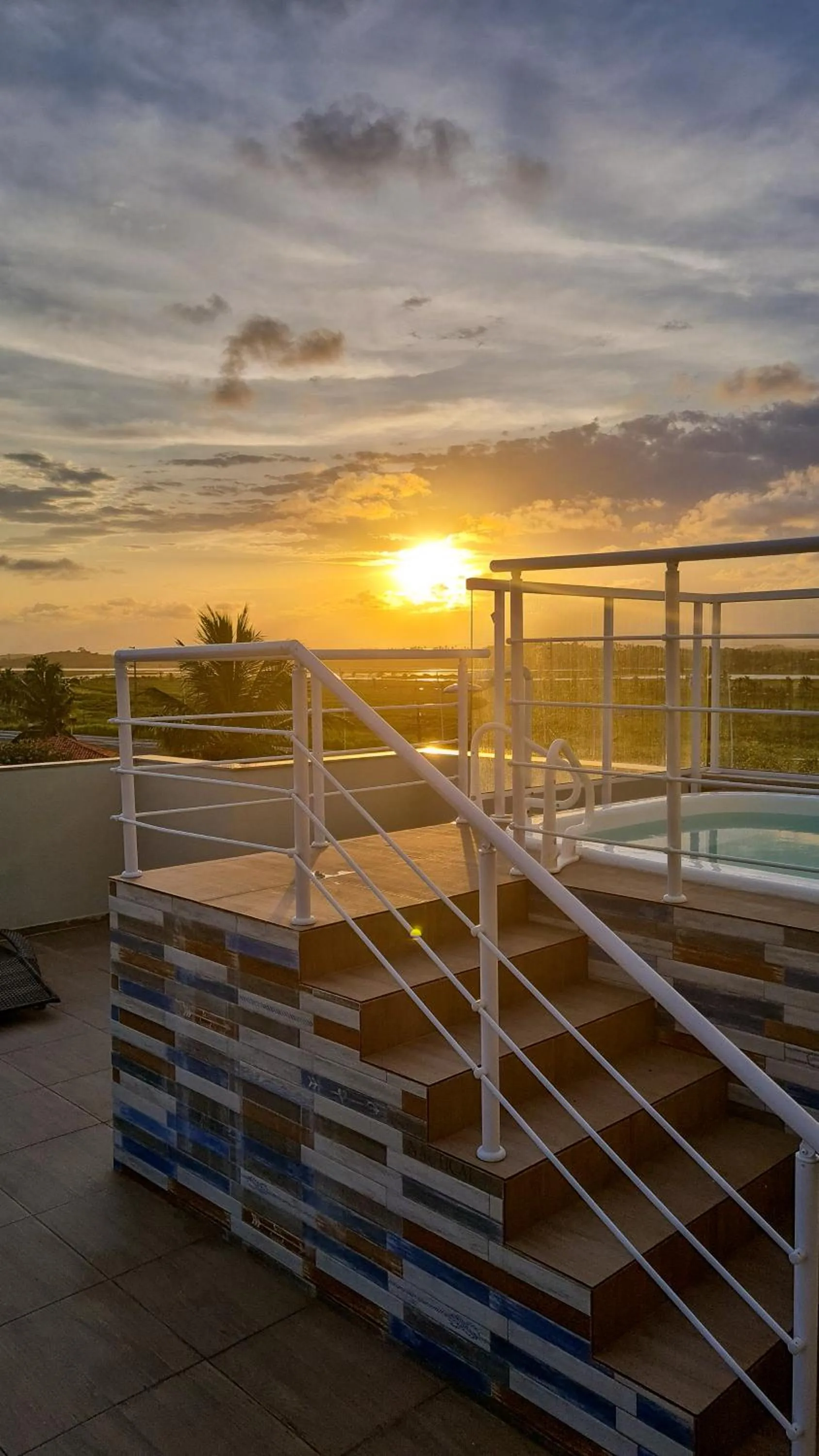 Swimming pool in Pousada Jardins Tropical