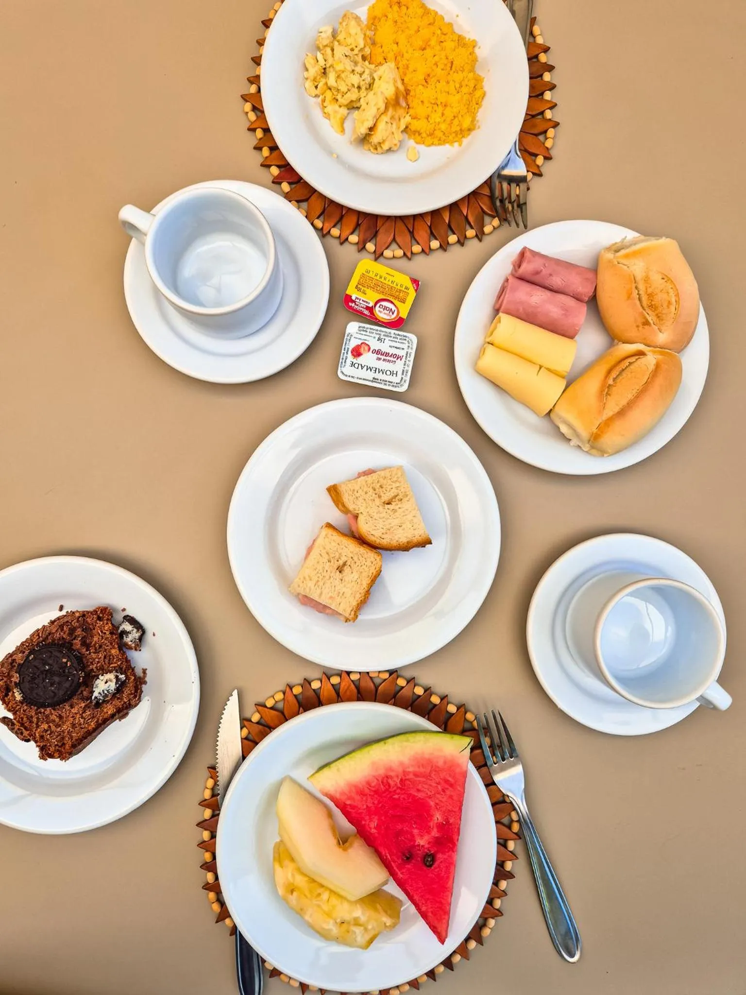 Breakfast in Pousada Jardins Tropical