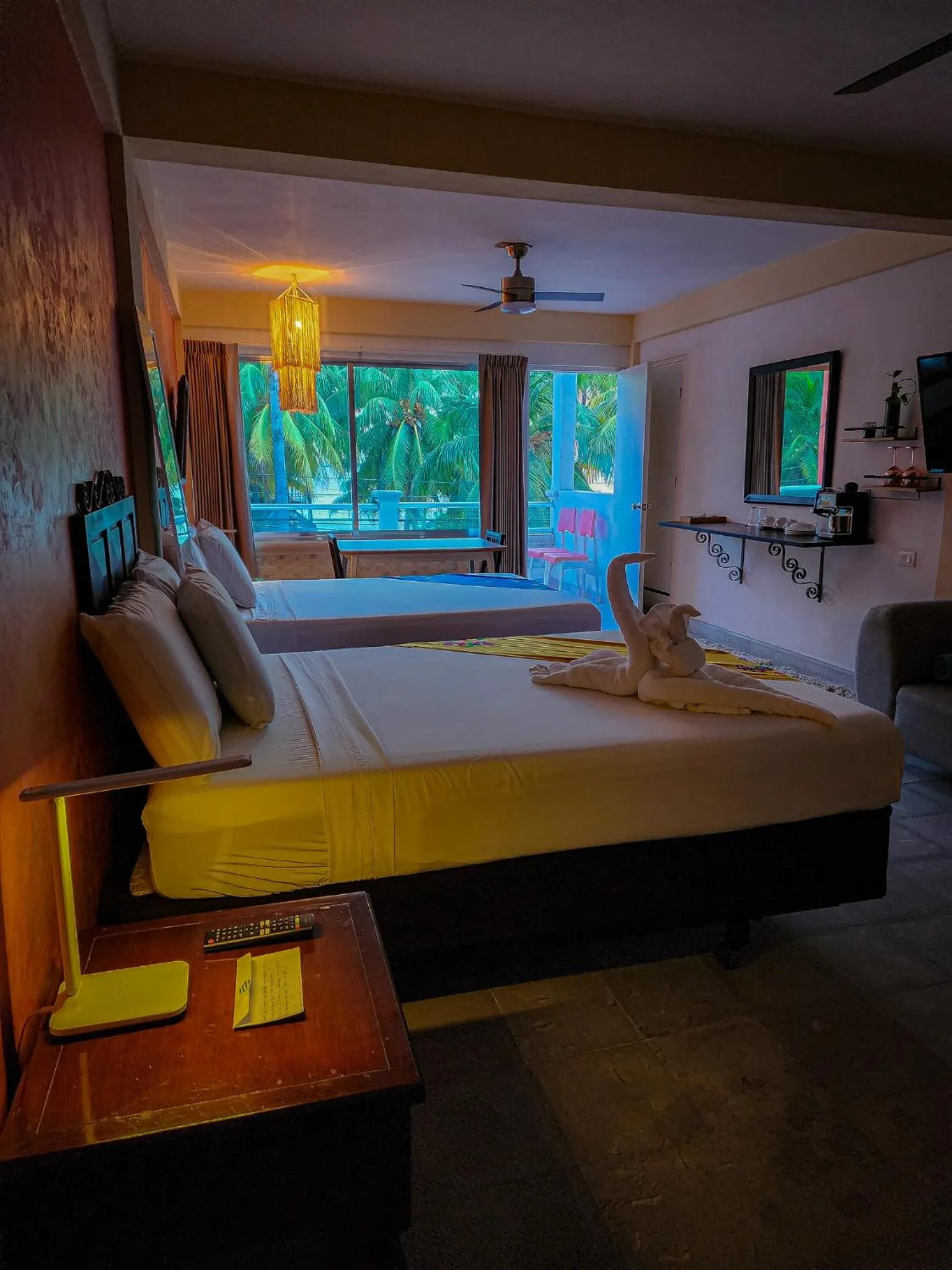 Bedroom, Bed in Antillas