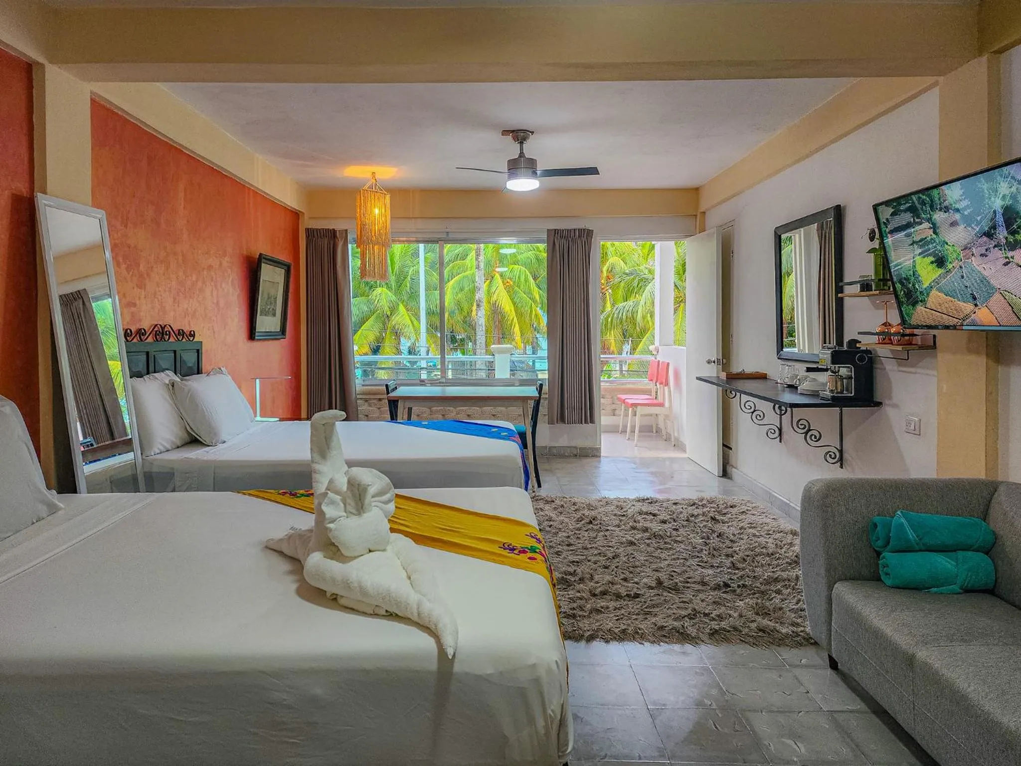 Photo of the whole room, Bed in Antillas