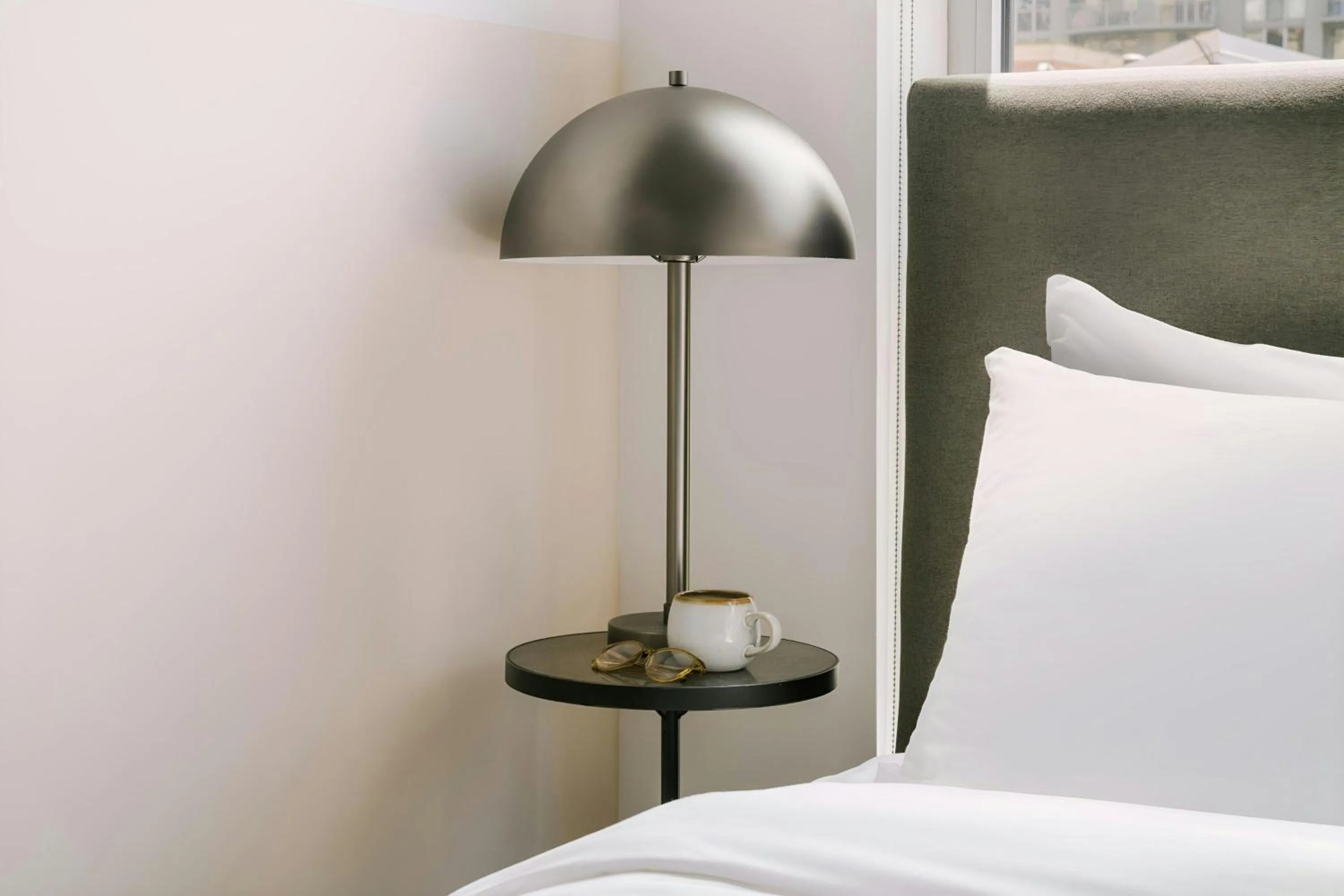 Bedroom, Bed in Sonder by Marriott Bonvoy The Opal Apartments River North