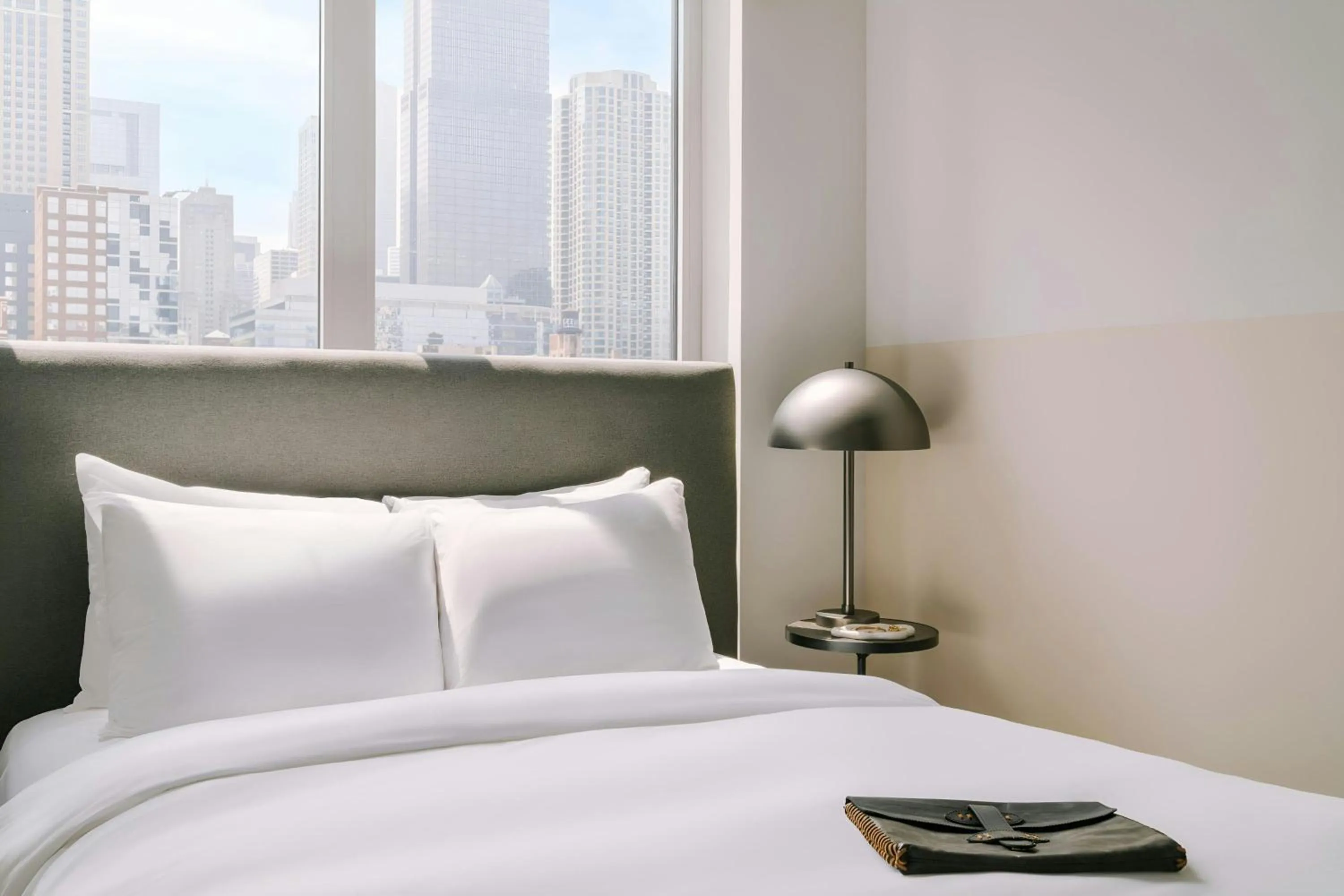 Bedroom, Bed in Sonder by Marriott Bonvoy The Opal Apartments River North