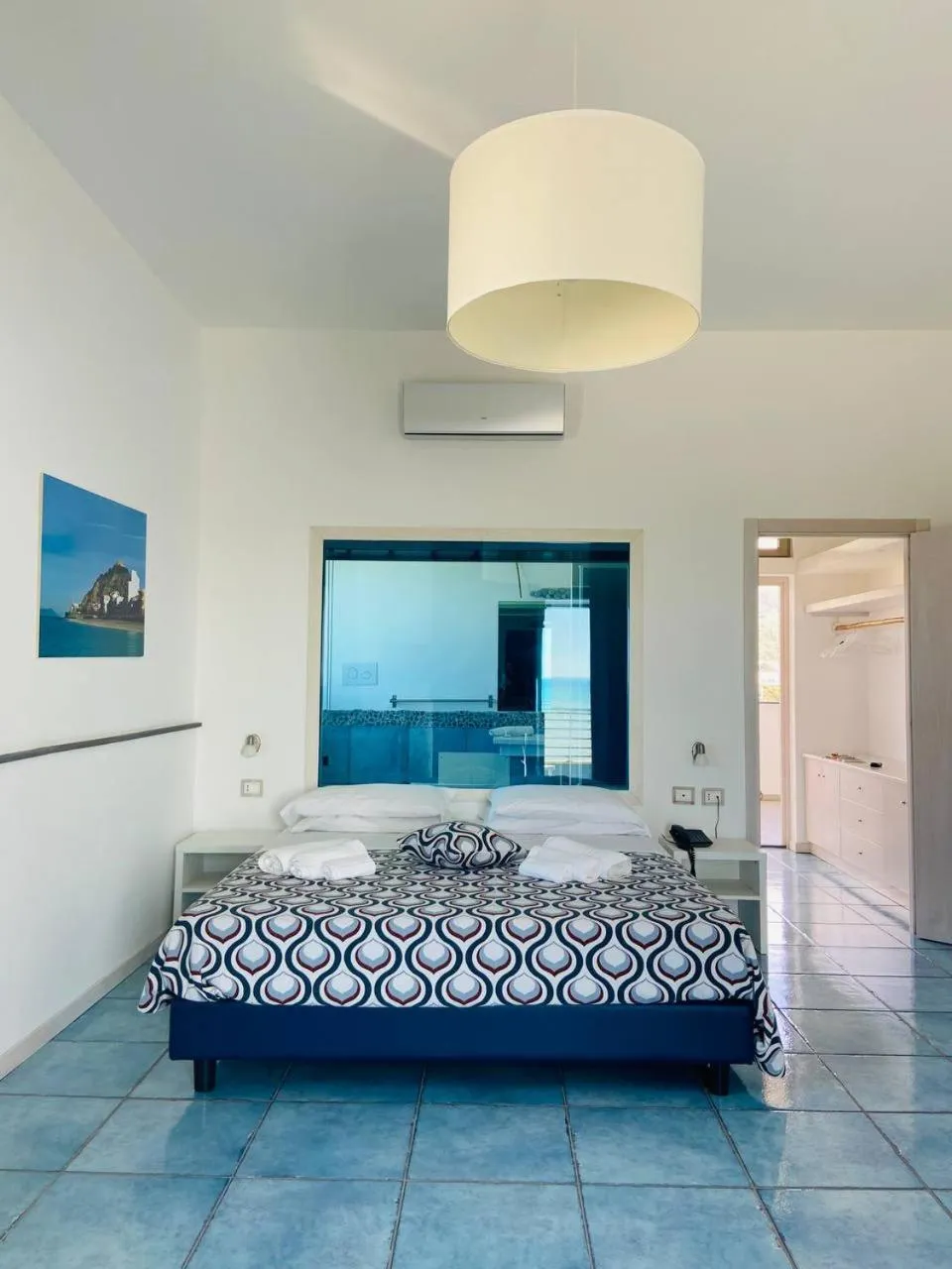 Bedroom in Capo Nettuno Hotel