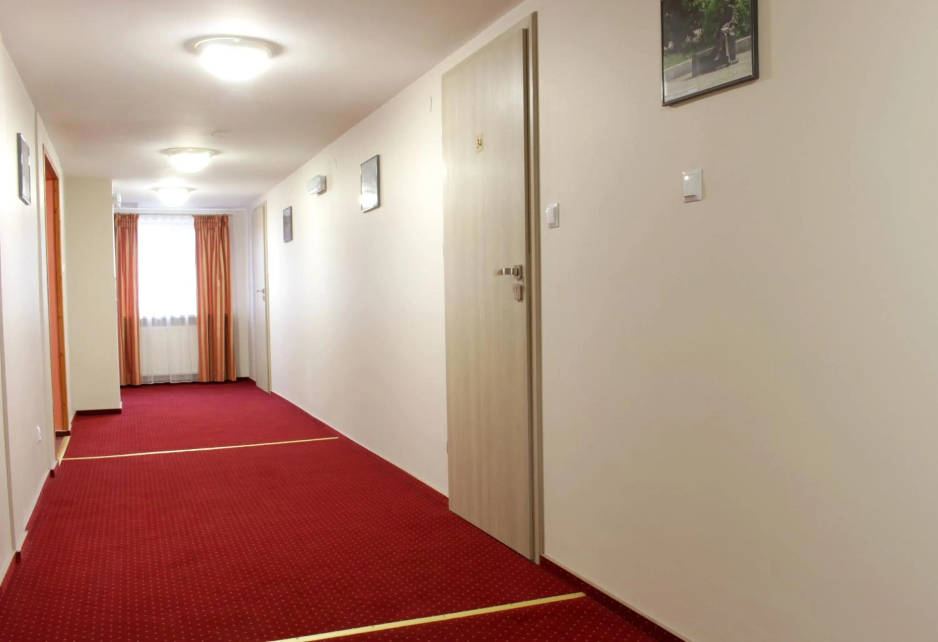Day in Hotel Dukat