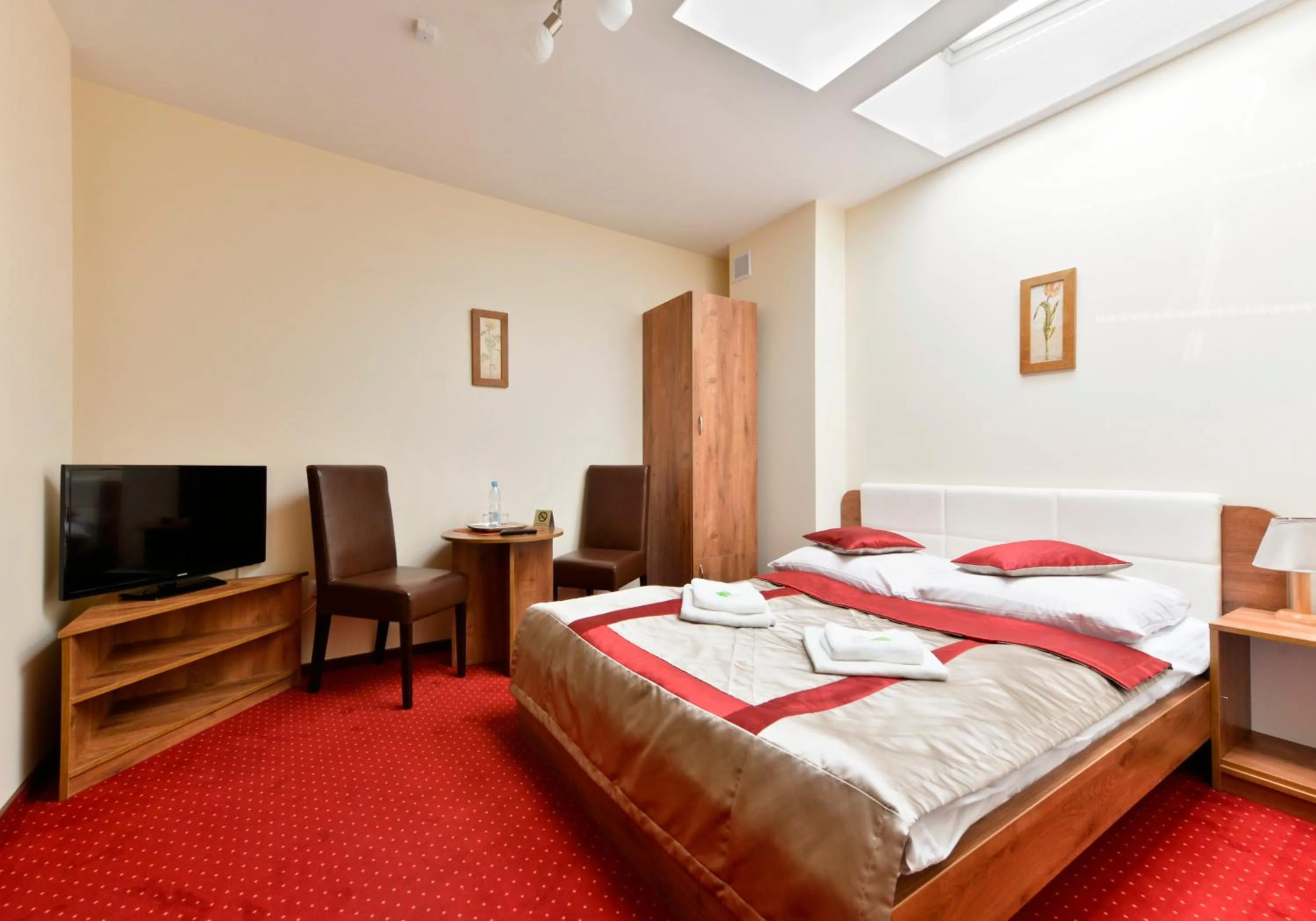 Bed in Hotel Dukat