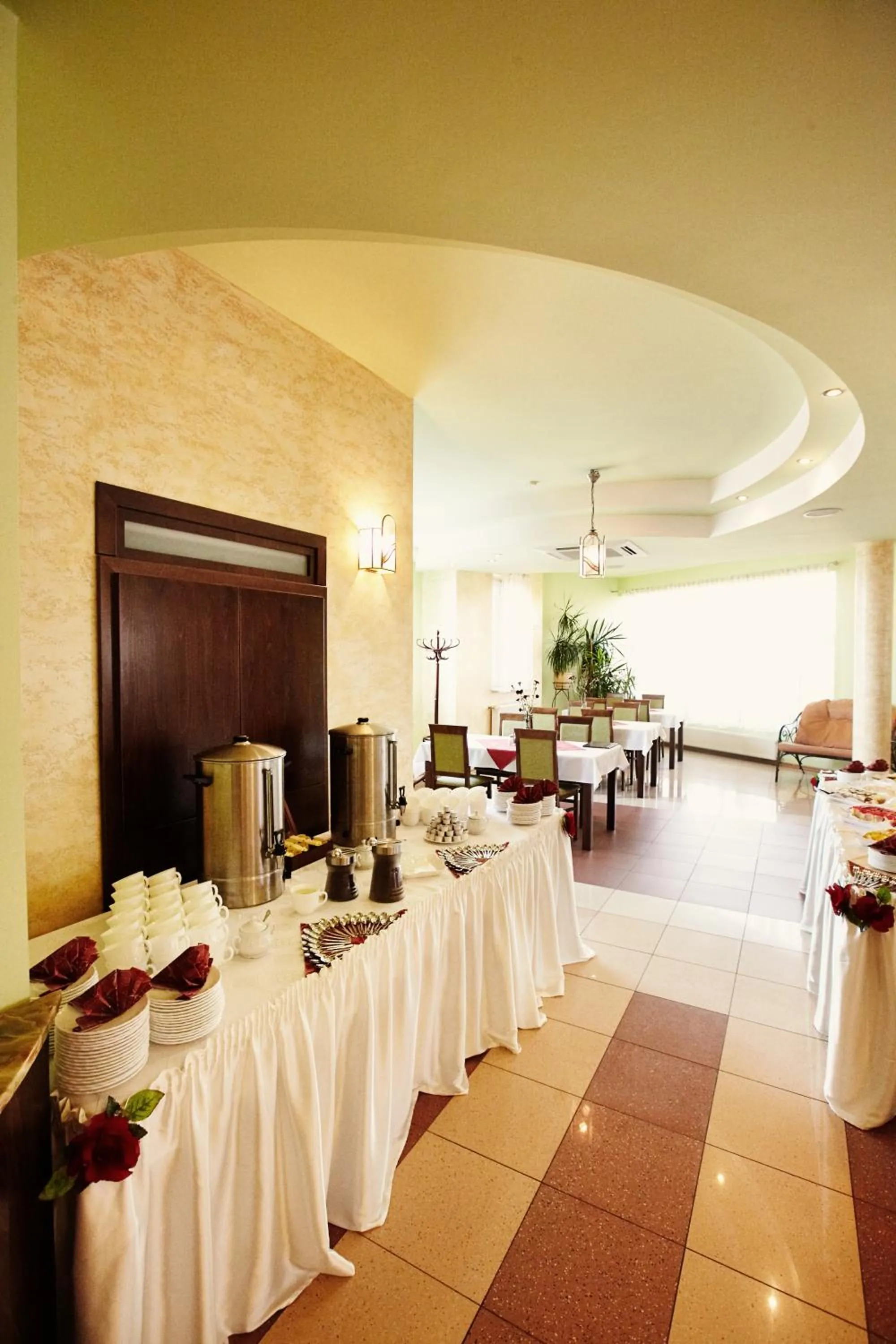 Restaurant/places to eat in Hotel Dukat