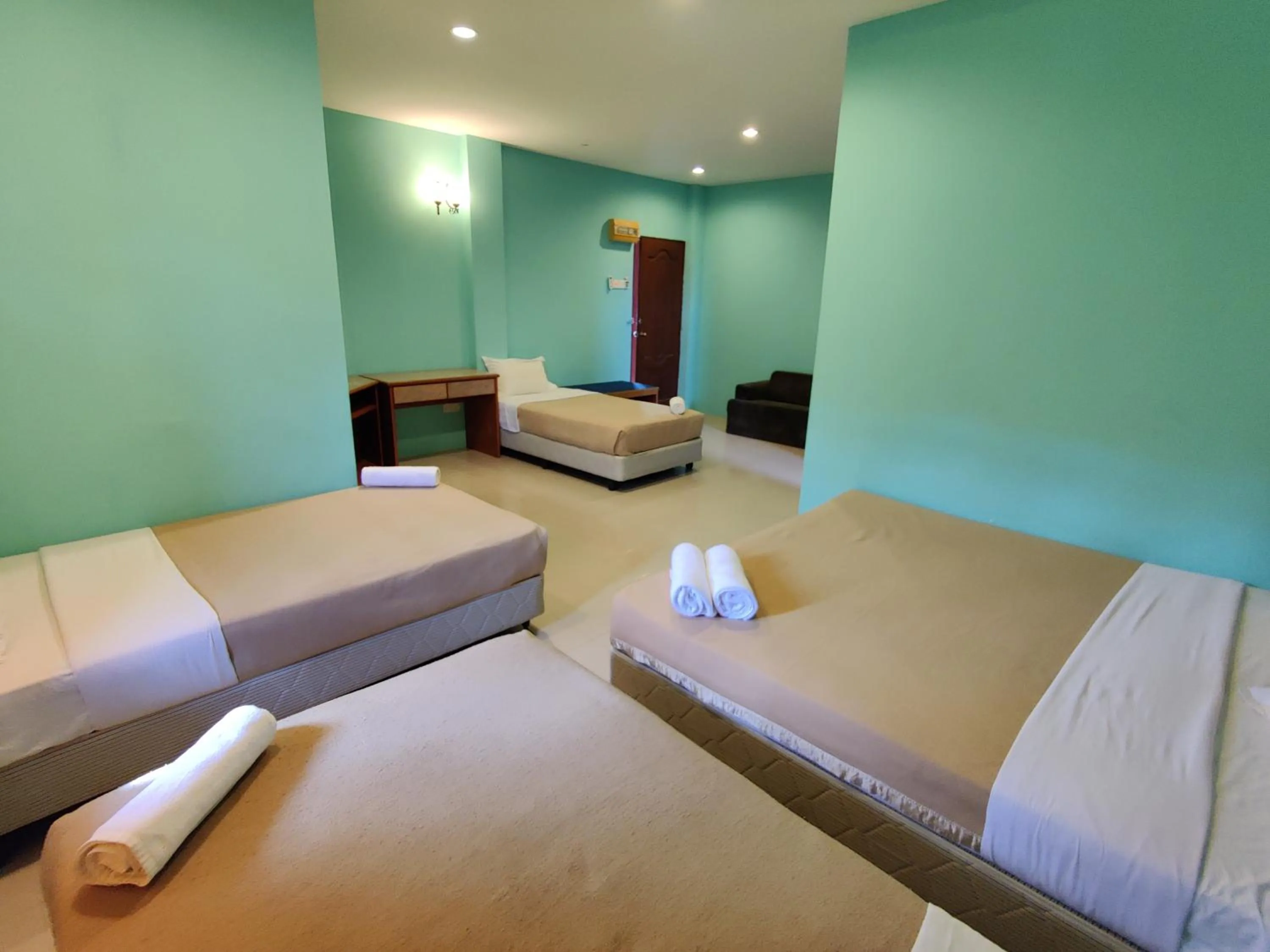 Bed in Tekoma Resort Taman Negara