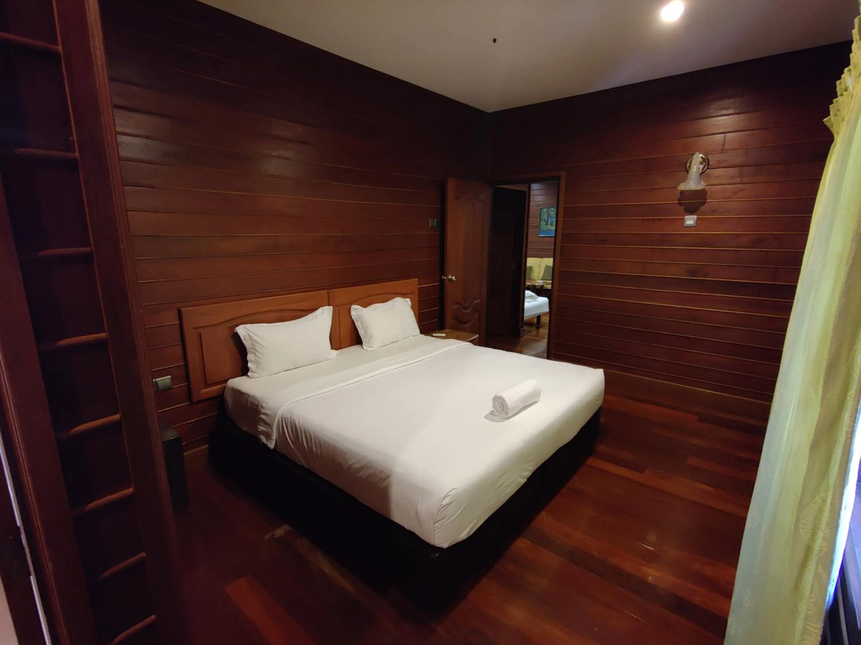 Bed in Tekoma Resort Taman Negara