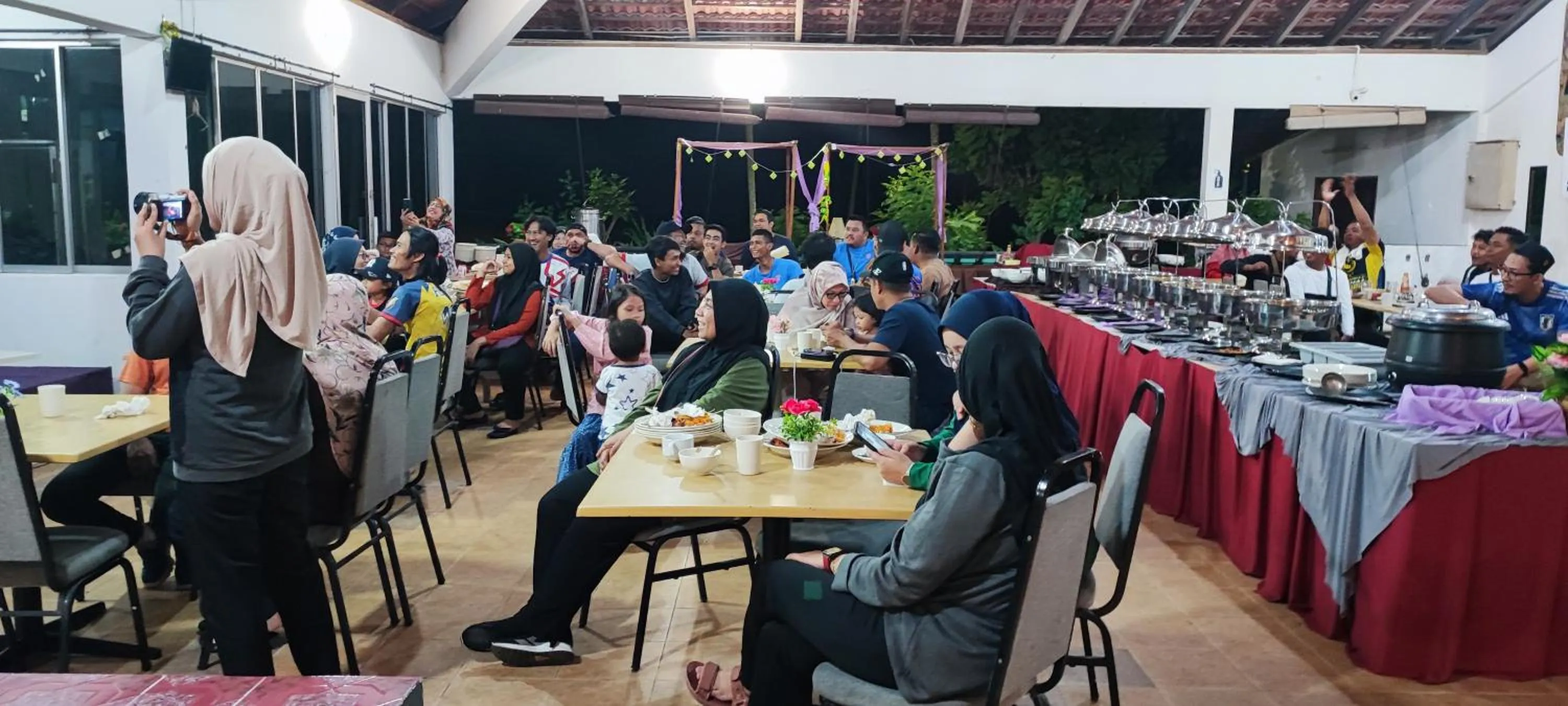 Restaurant/places to eat in Tekoma Resort Taman Negara