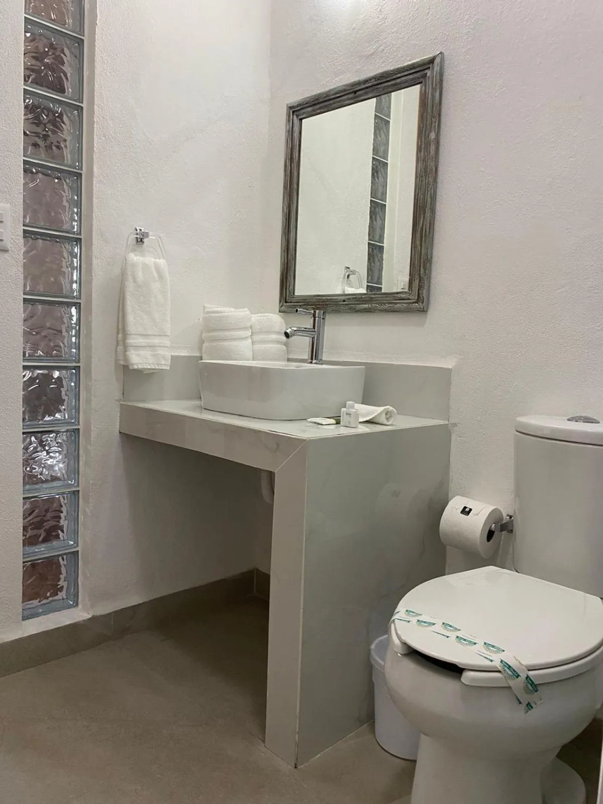 Bathroom in Hotel La Lejona