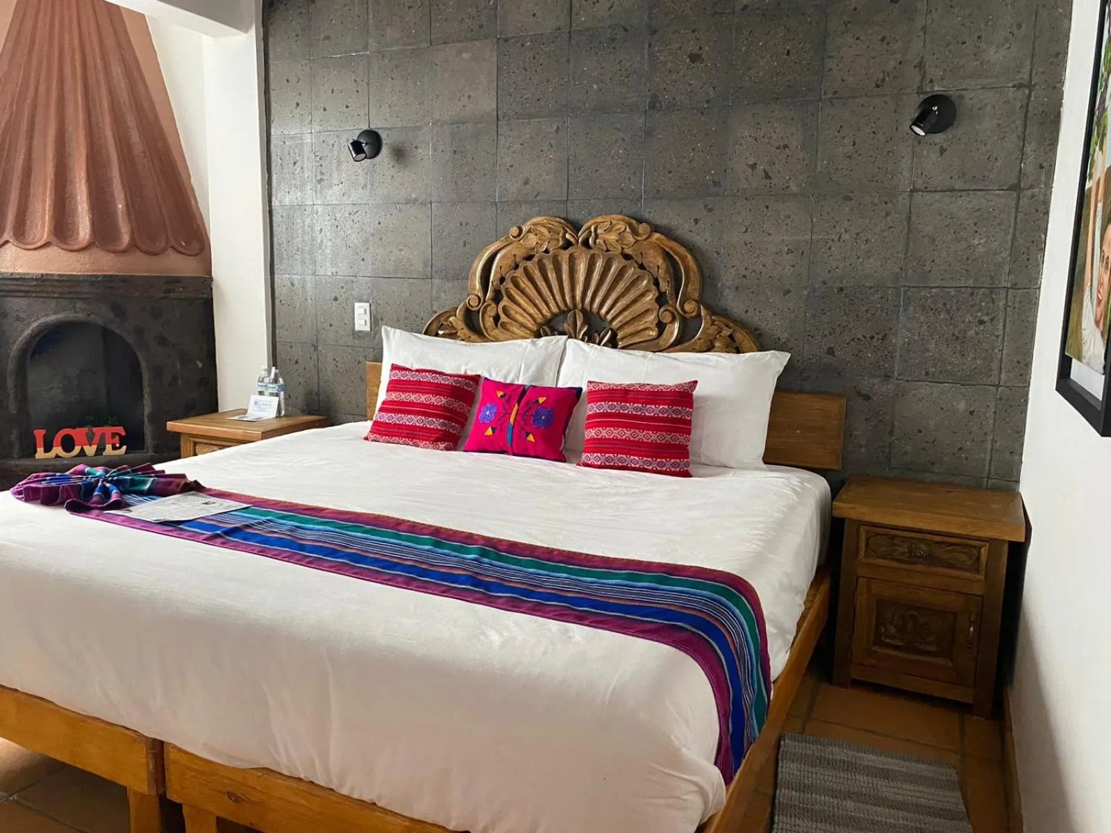 Property building, Bed in Hotel La Lejona