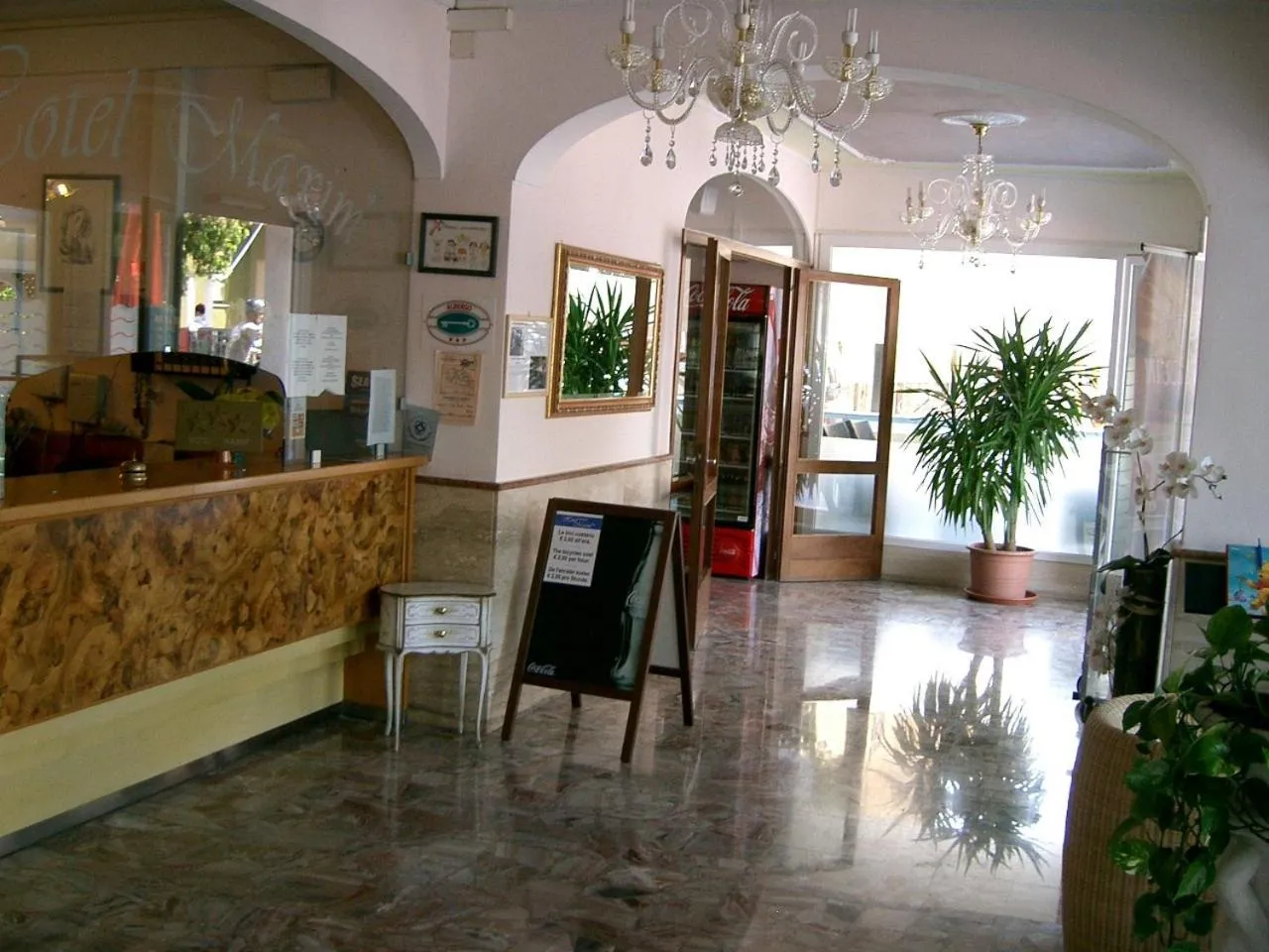 Lobby or reception in Hotel Maxim