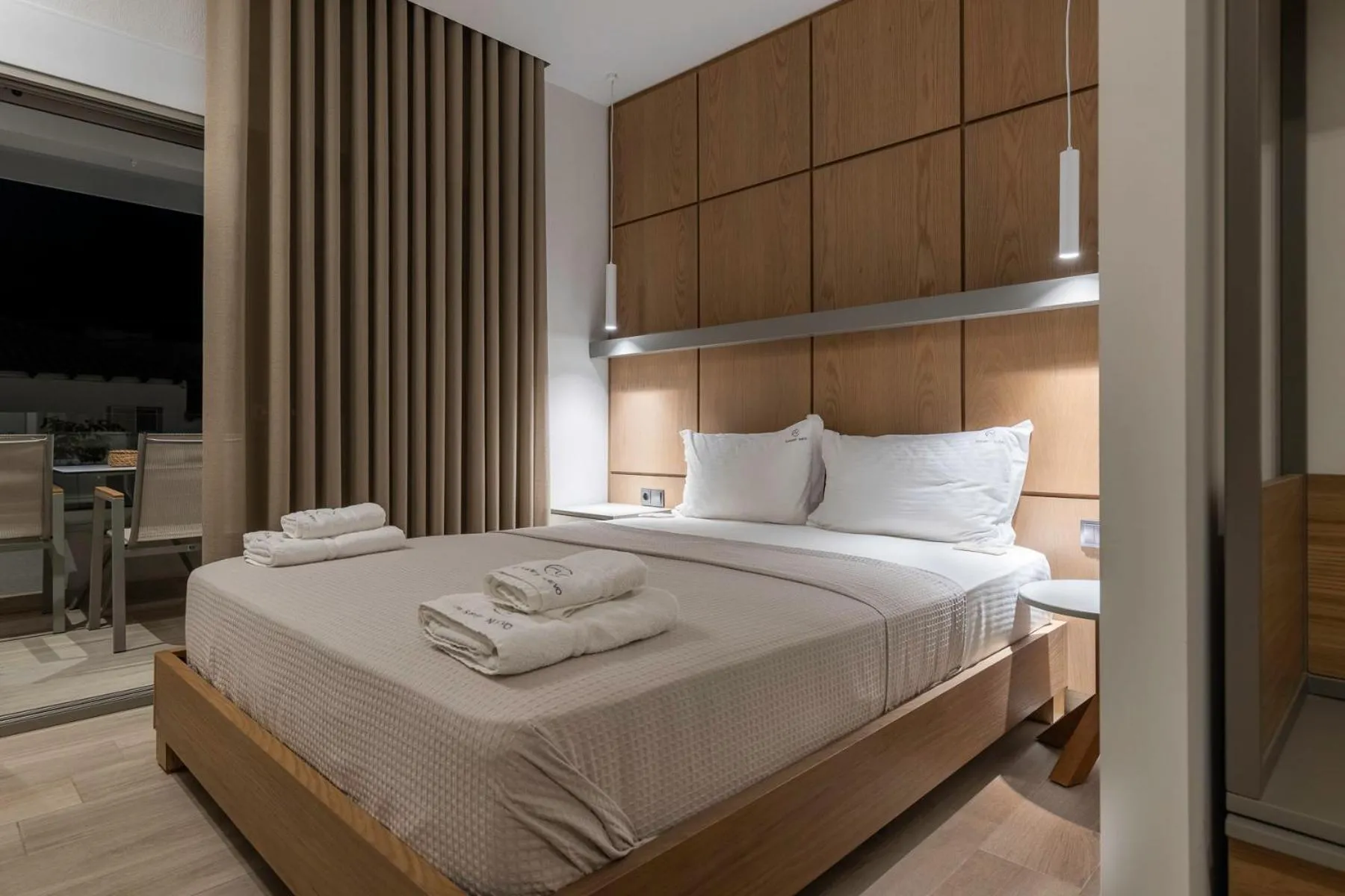Bed in Elisavet Nuevo Studios & Suites