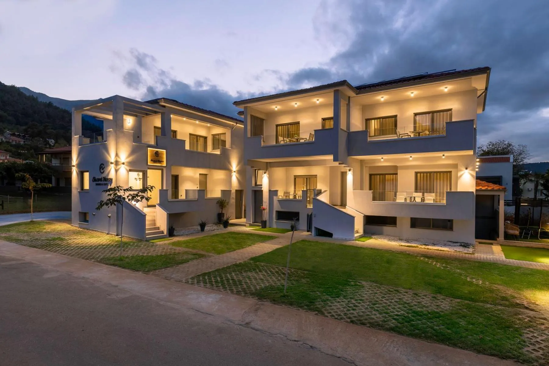 Elisavet Nuevo Studios & Suites