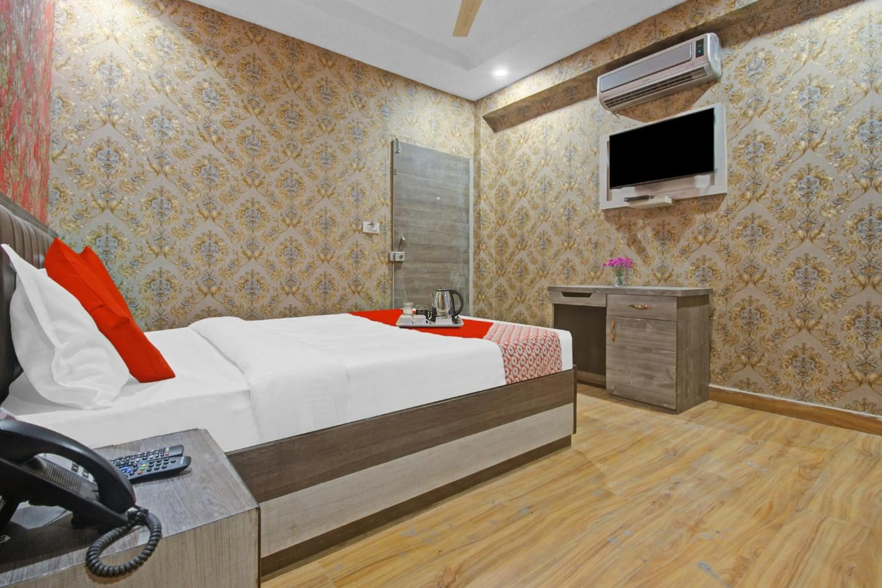 Bedroom, Bed in Hotel O Shree Mangalkamna