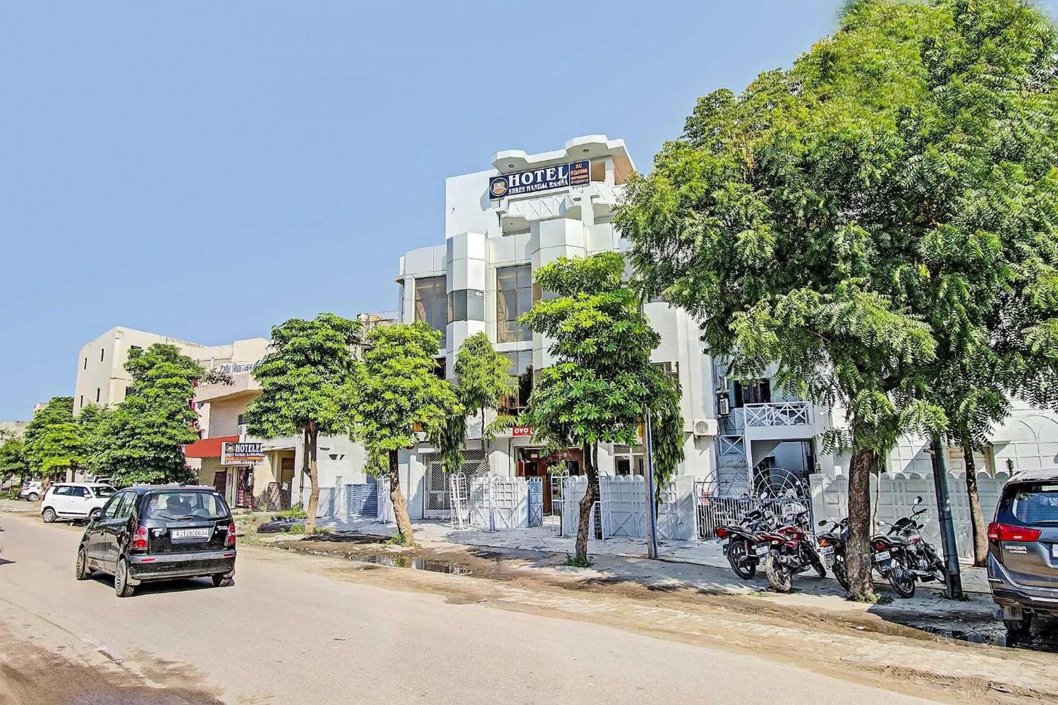 Facade/entrance in Hotel O Shree Mangalkamna