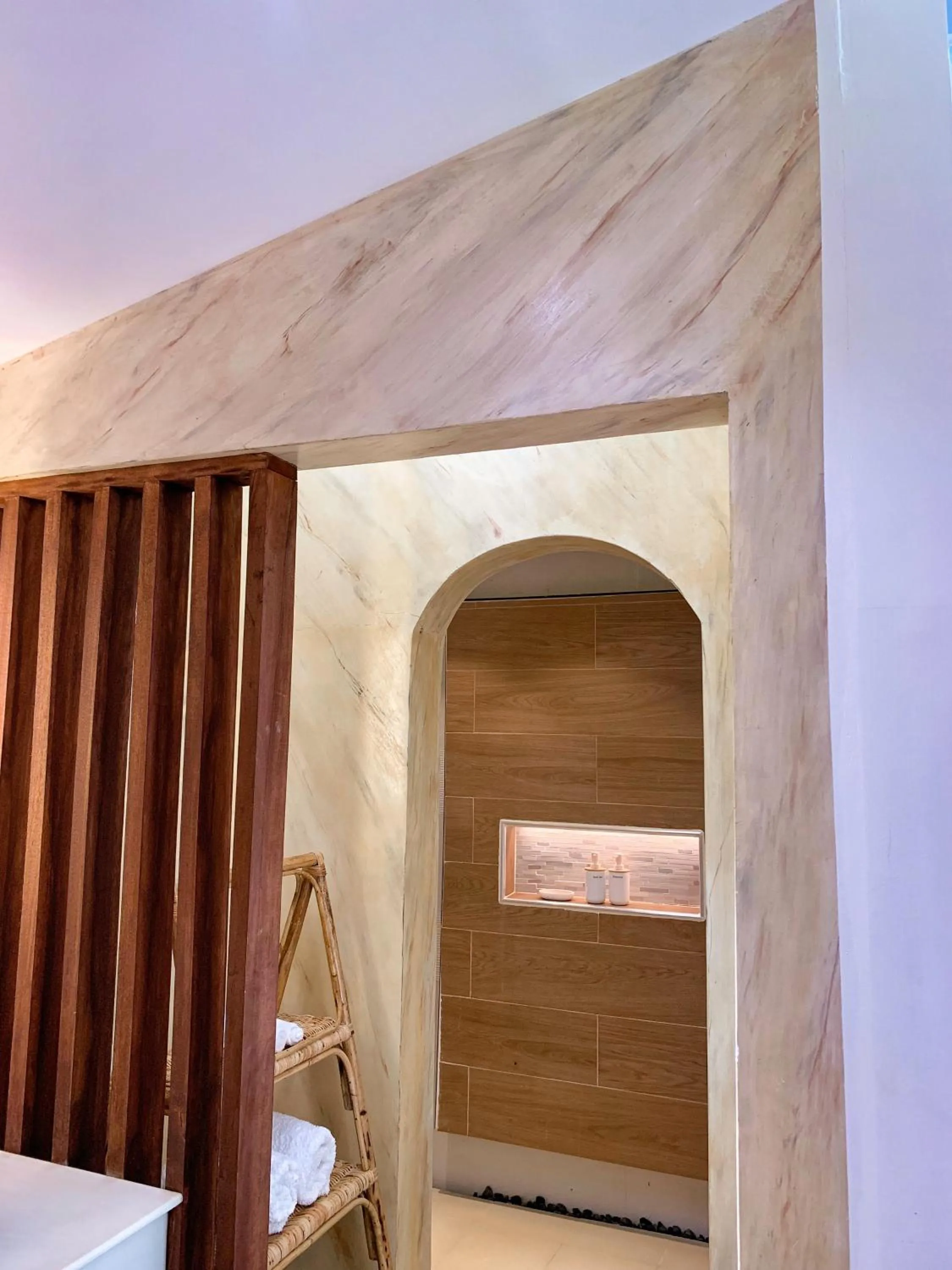 Bathroom, Bed in Banig Beach Resort El Nido