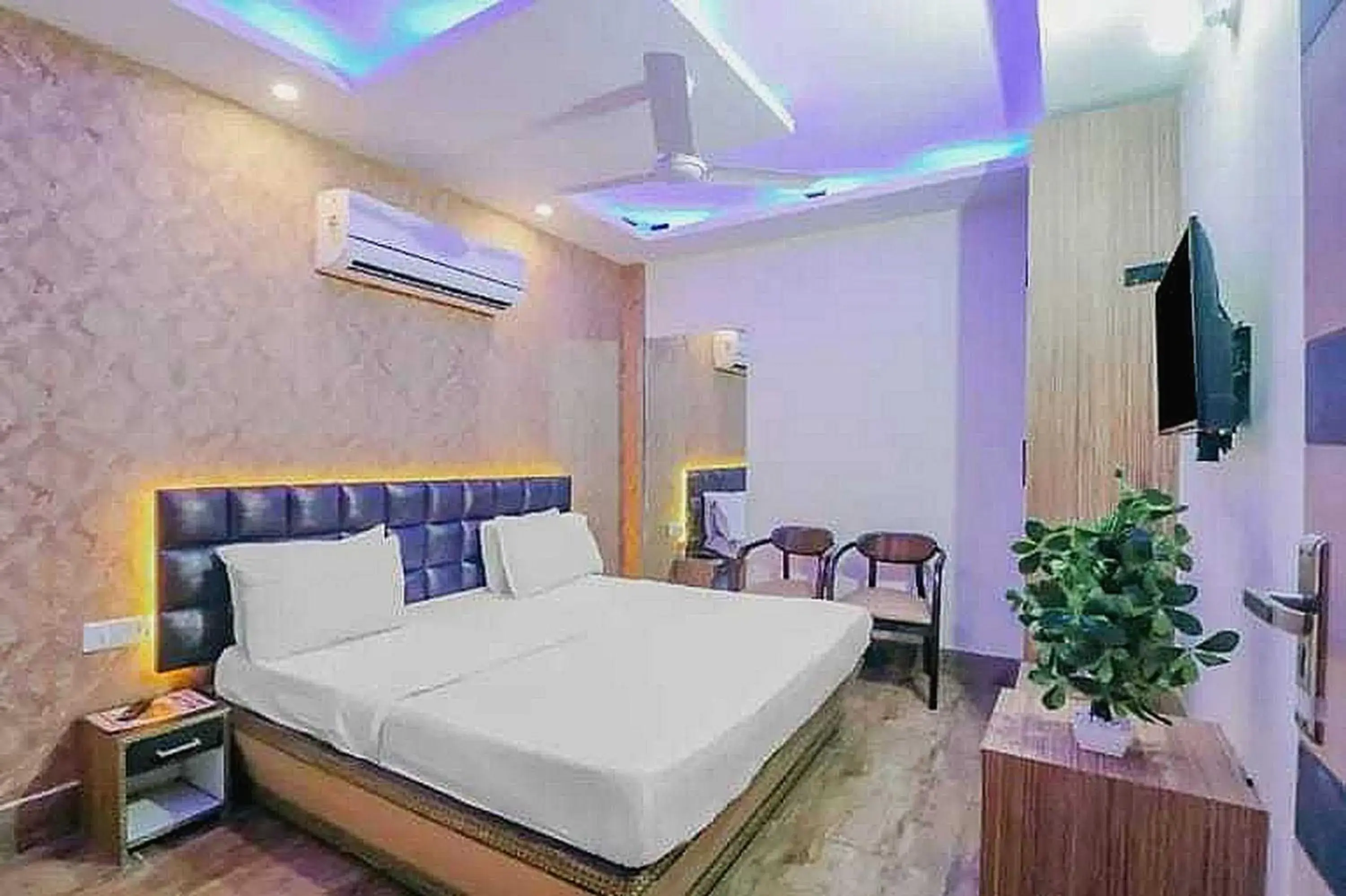 Bedroom, Bed in Super Hotel O Vivaan Residency Bedroom, Bed in Super Hotel O Vivaan Residency