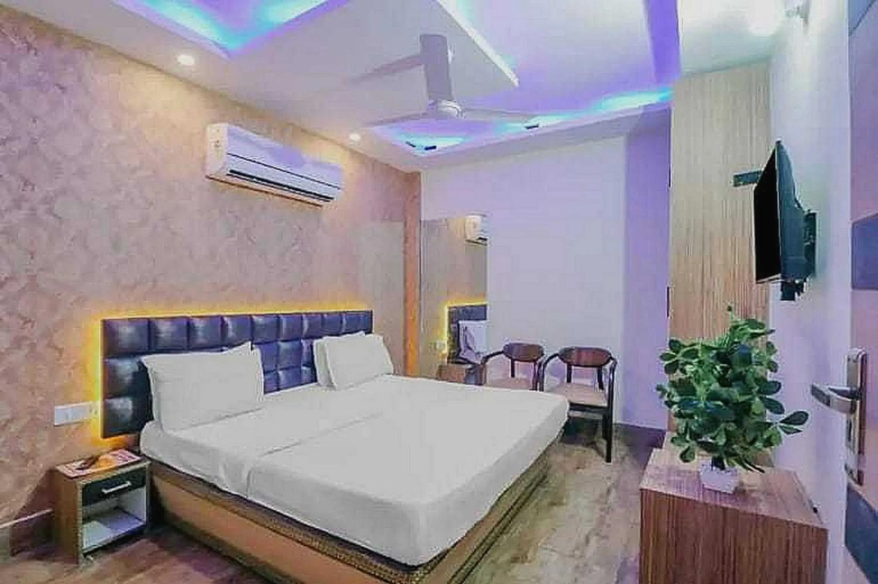 Bedroom, Bed in Super Hotel O Vivaan Residency Bedroom, Bed in Super Hotel O Vivaan Residency