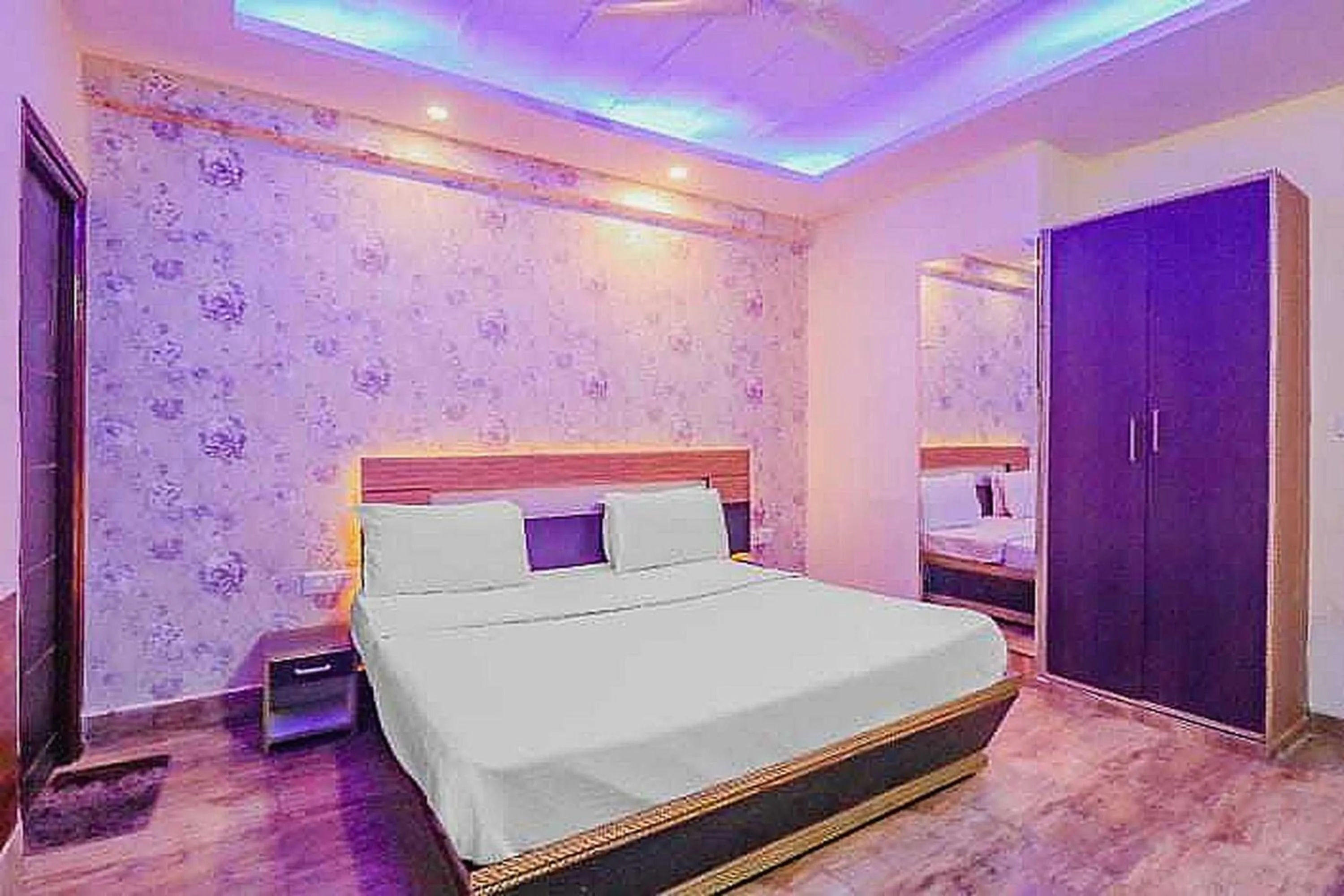 Bedroom, Bed in Super Hotel O Vivaan Residency