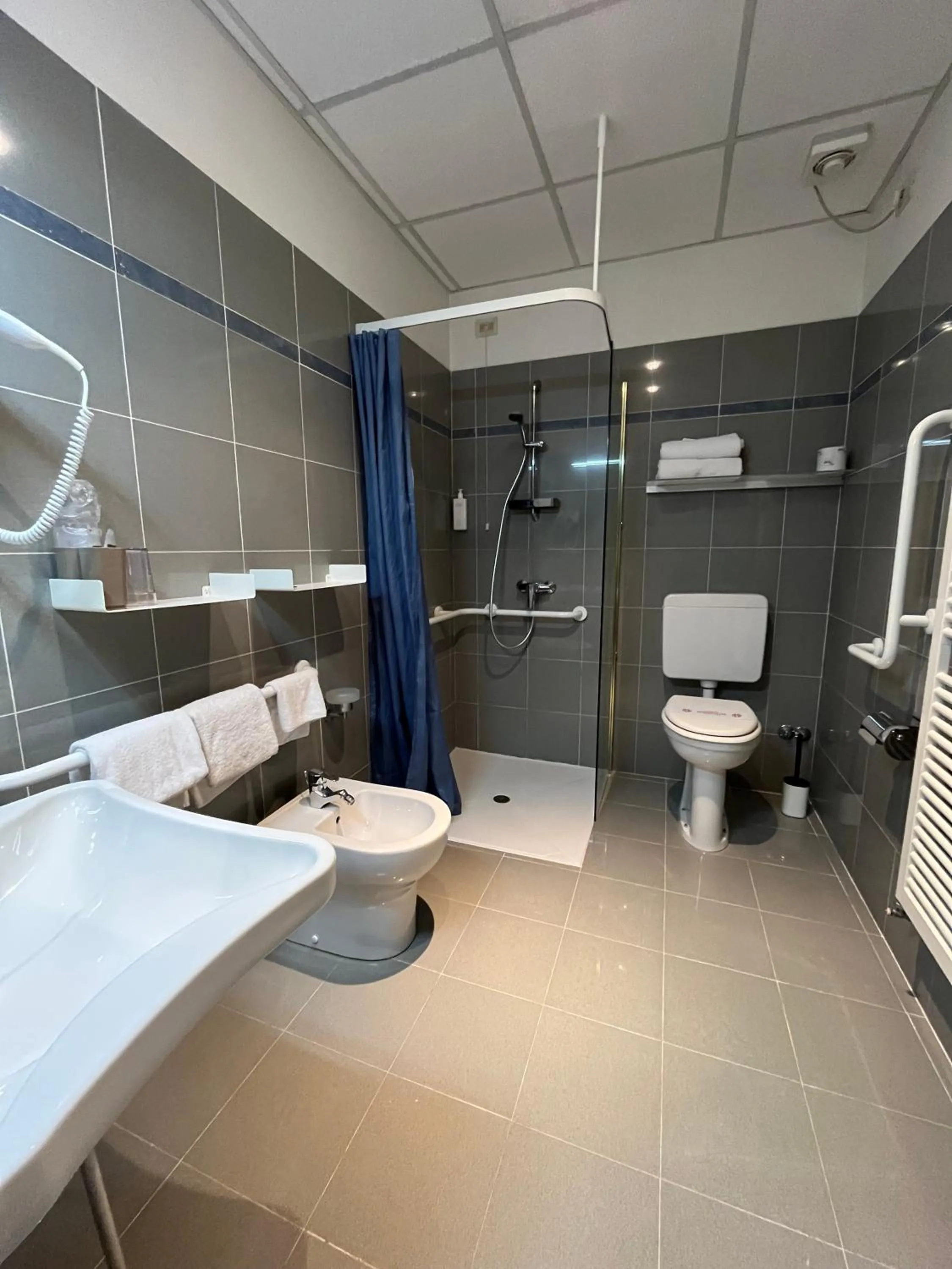 Bathroom in Hotel Regina