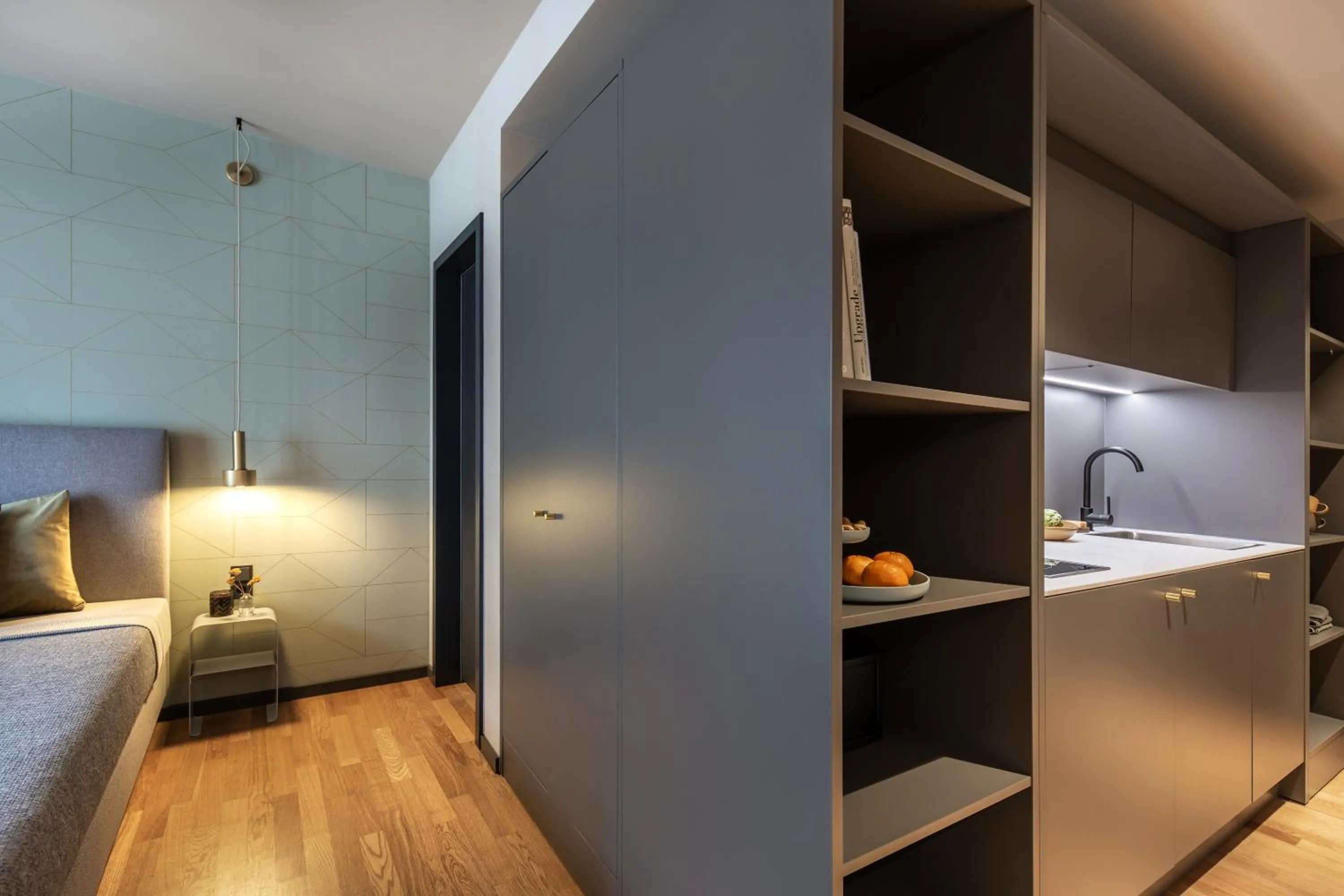 Photo of the whole room, Bed in ipartment Berlin Airport