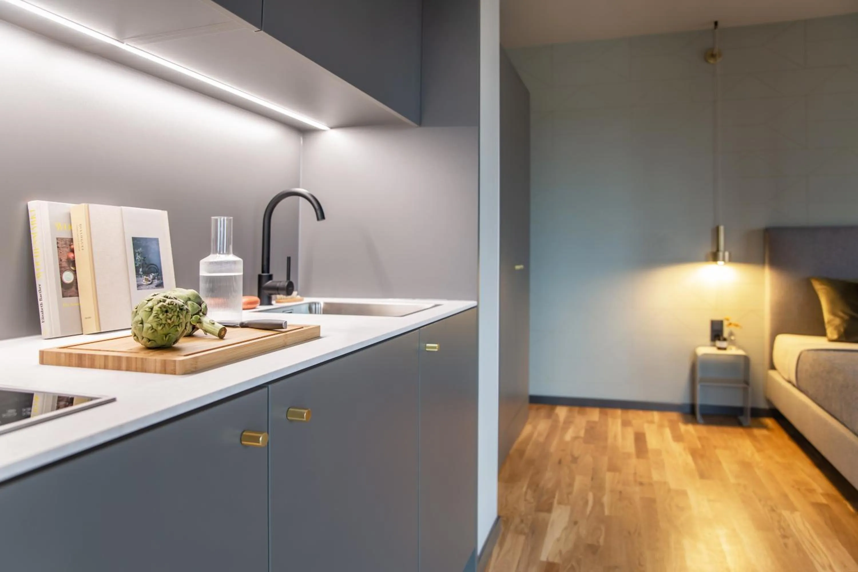 Kitchen or kitchenette in ipartment Berlin Airport