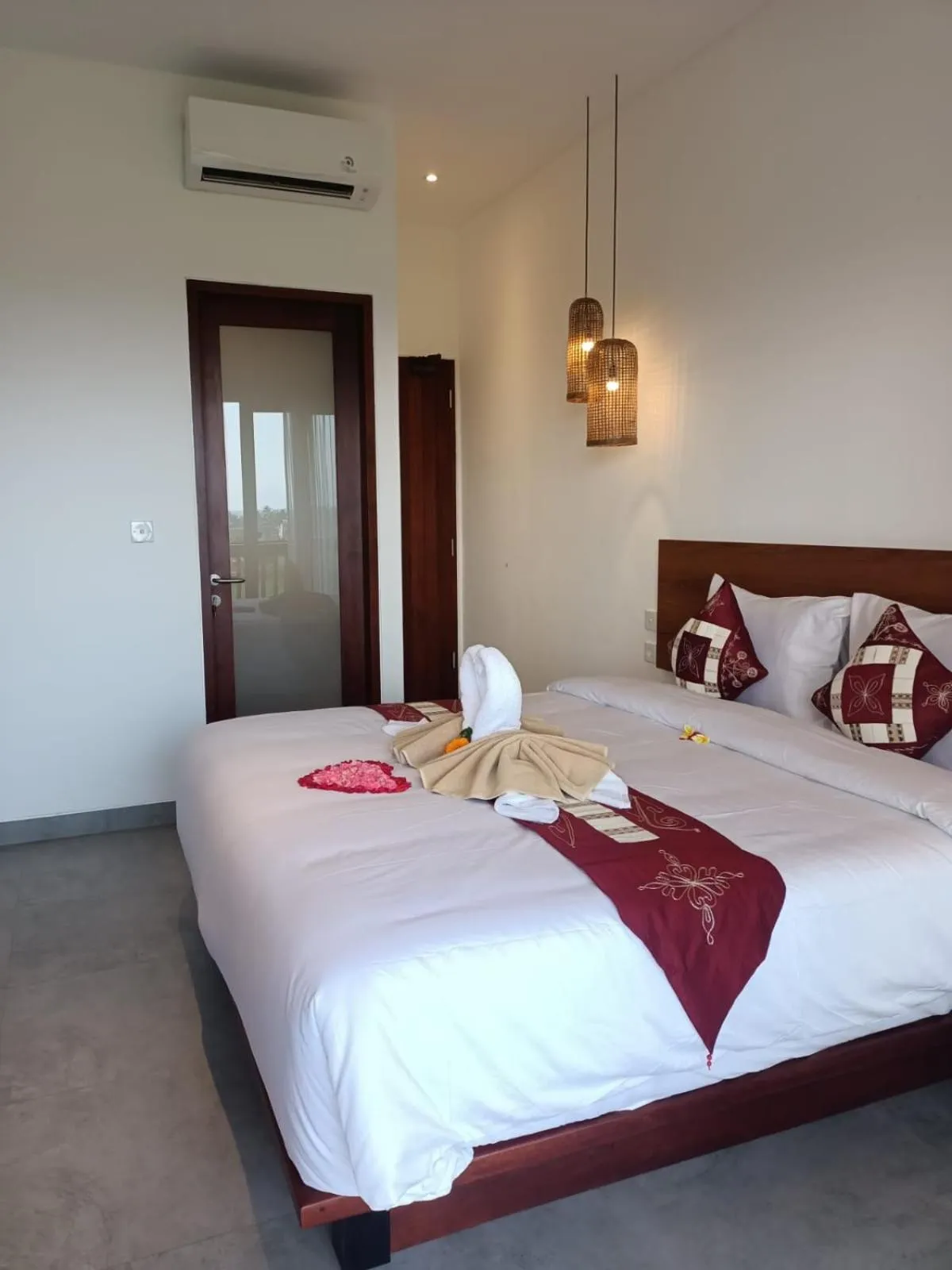 Bed in The Kd Suites & Coffee Shop