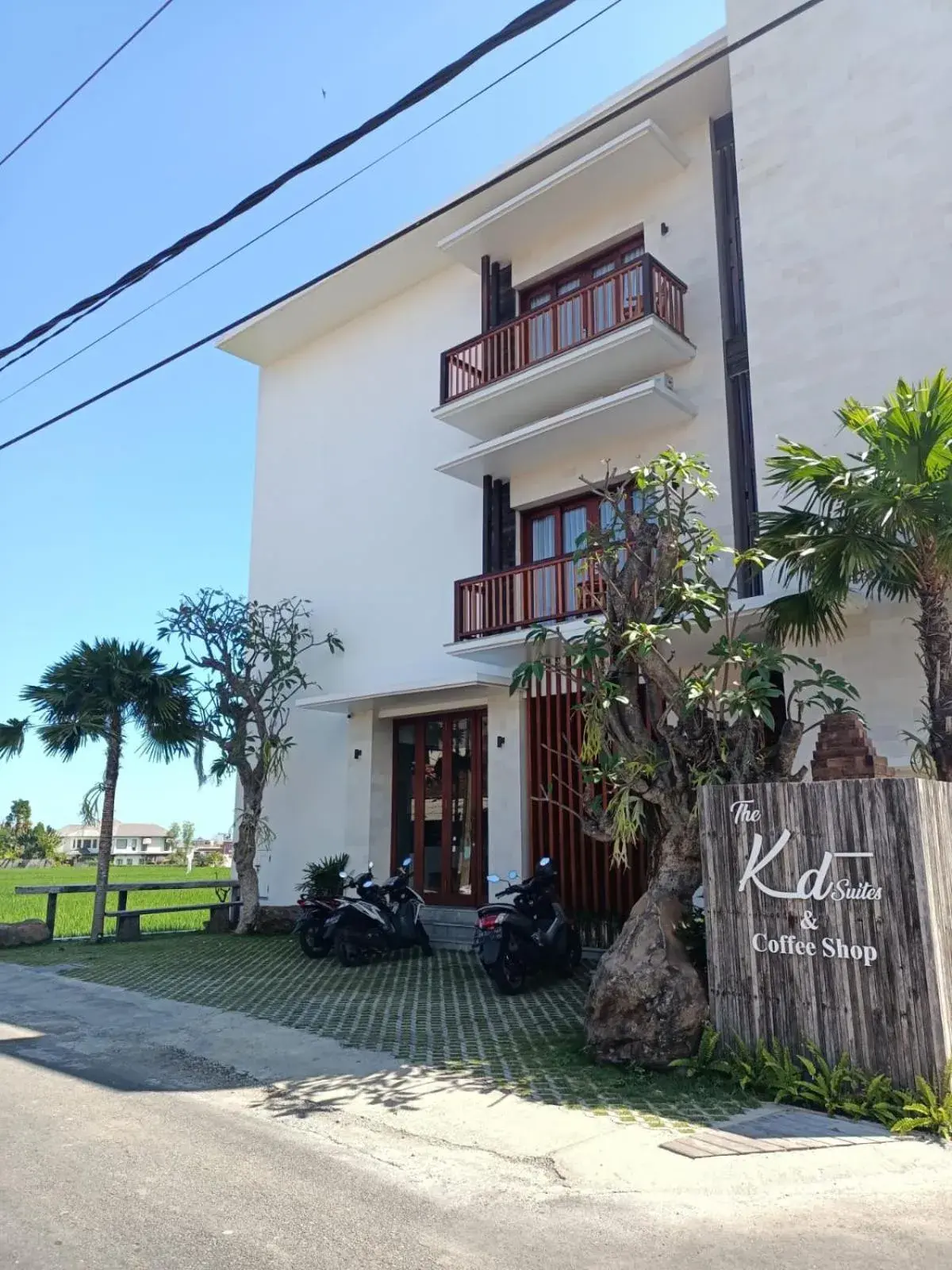 Property building in The Kd Suites & Coffee Shop Property building in The Kd Suites & Coffee Shop