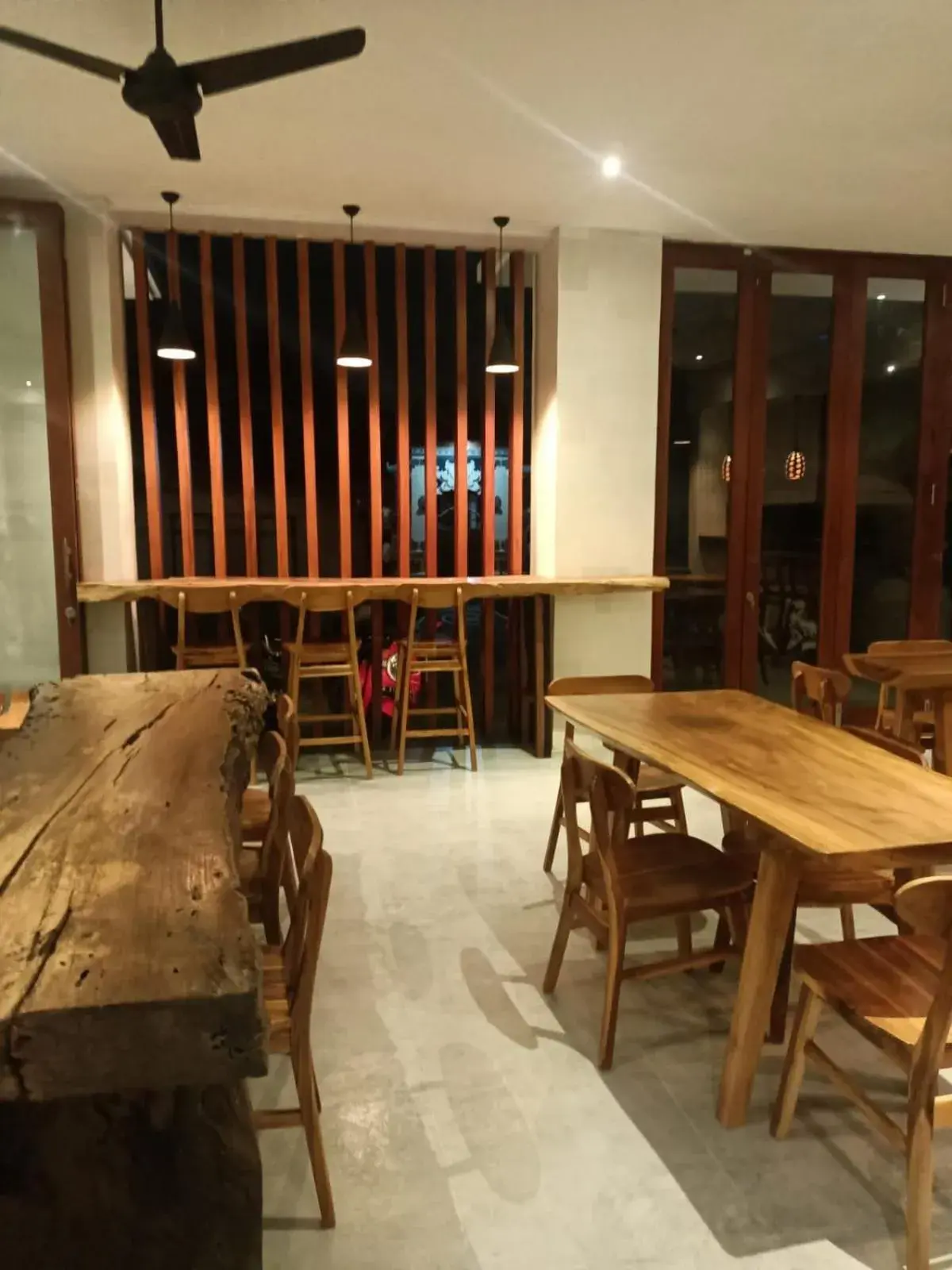 Restaurant/places to eat in The Kd Suites & Coffee Shop Restaurant/places to eat in The Kd Suites & Coffee Shop