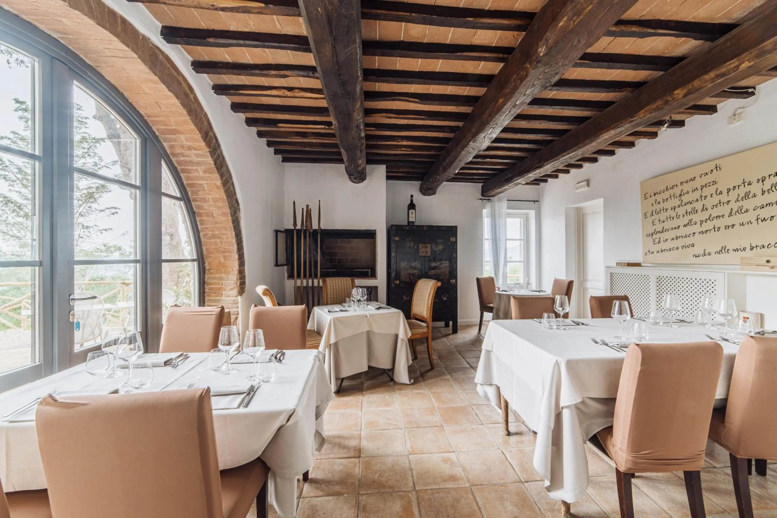 Restaurant/places to eat in Locanda Della Picca