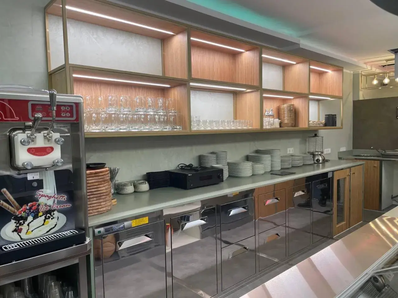 Restaurant/places to eat in Design- und Kunsthotel München Restaurant/places to eat in Design- und Kunsthotel München