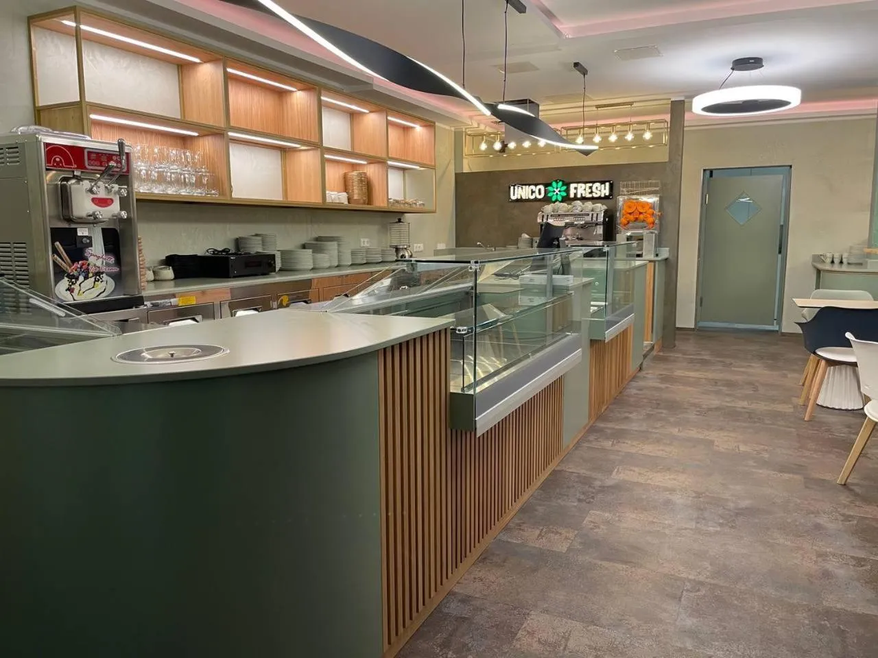 Restaurant/places to eat in Design- und Kunsthotel München